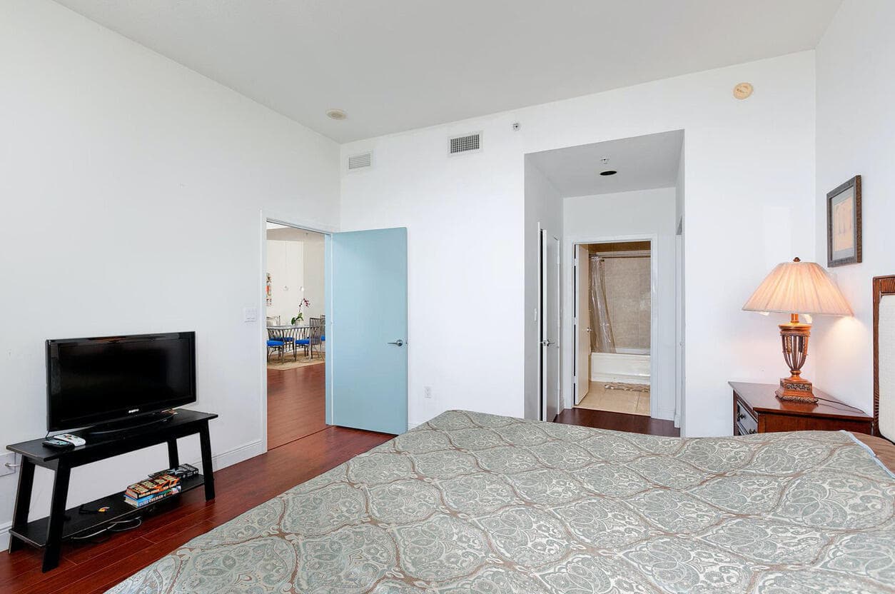 1551 N Flagler Dr Drive Uph 2, West Palm Beach, FL 33401 — photo 13 of 15