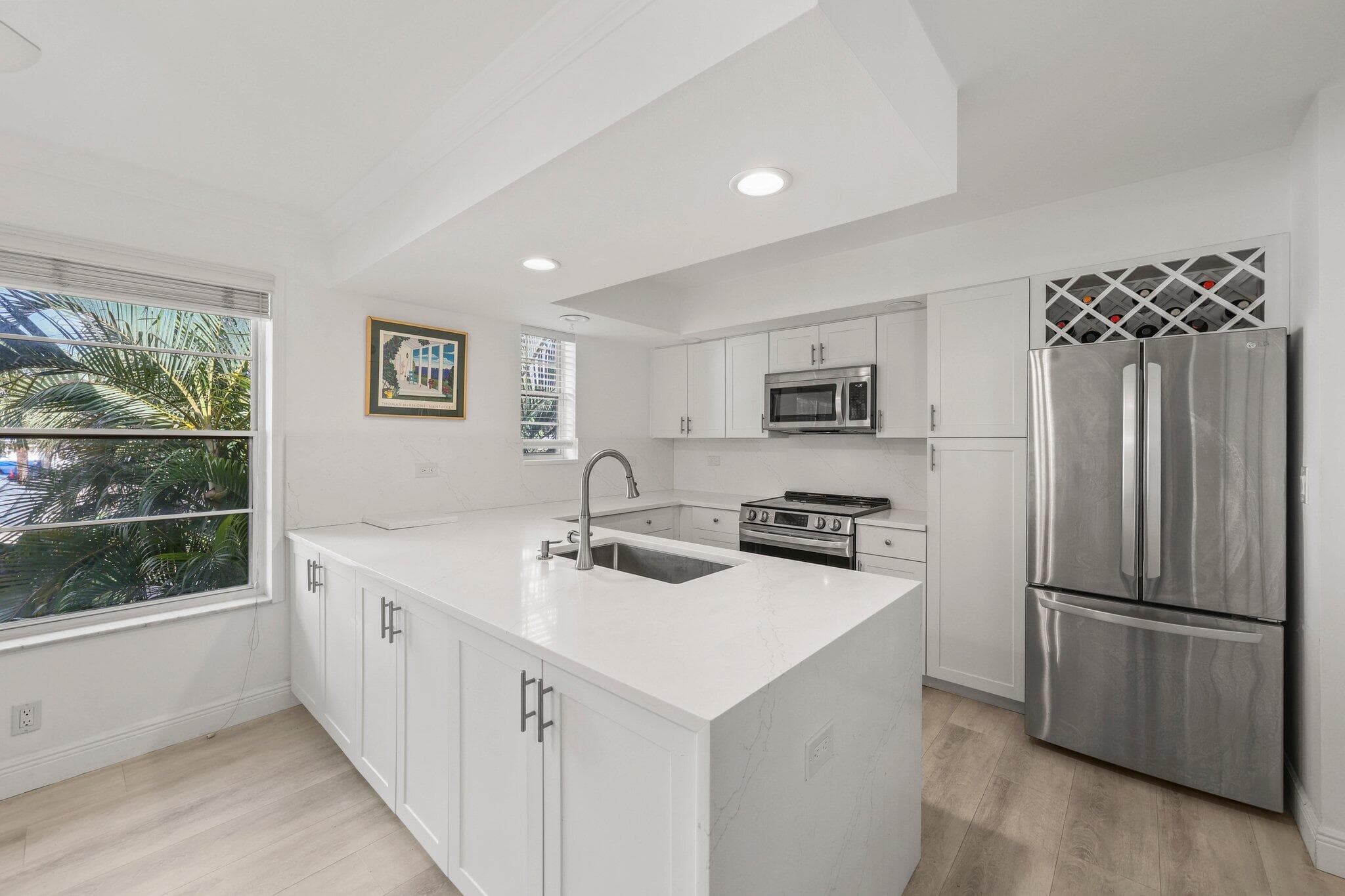 664 Forsyth Street 6, Boca Raton, FL 33487 — photo 5 of 50