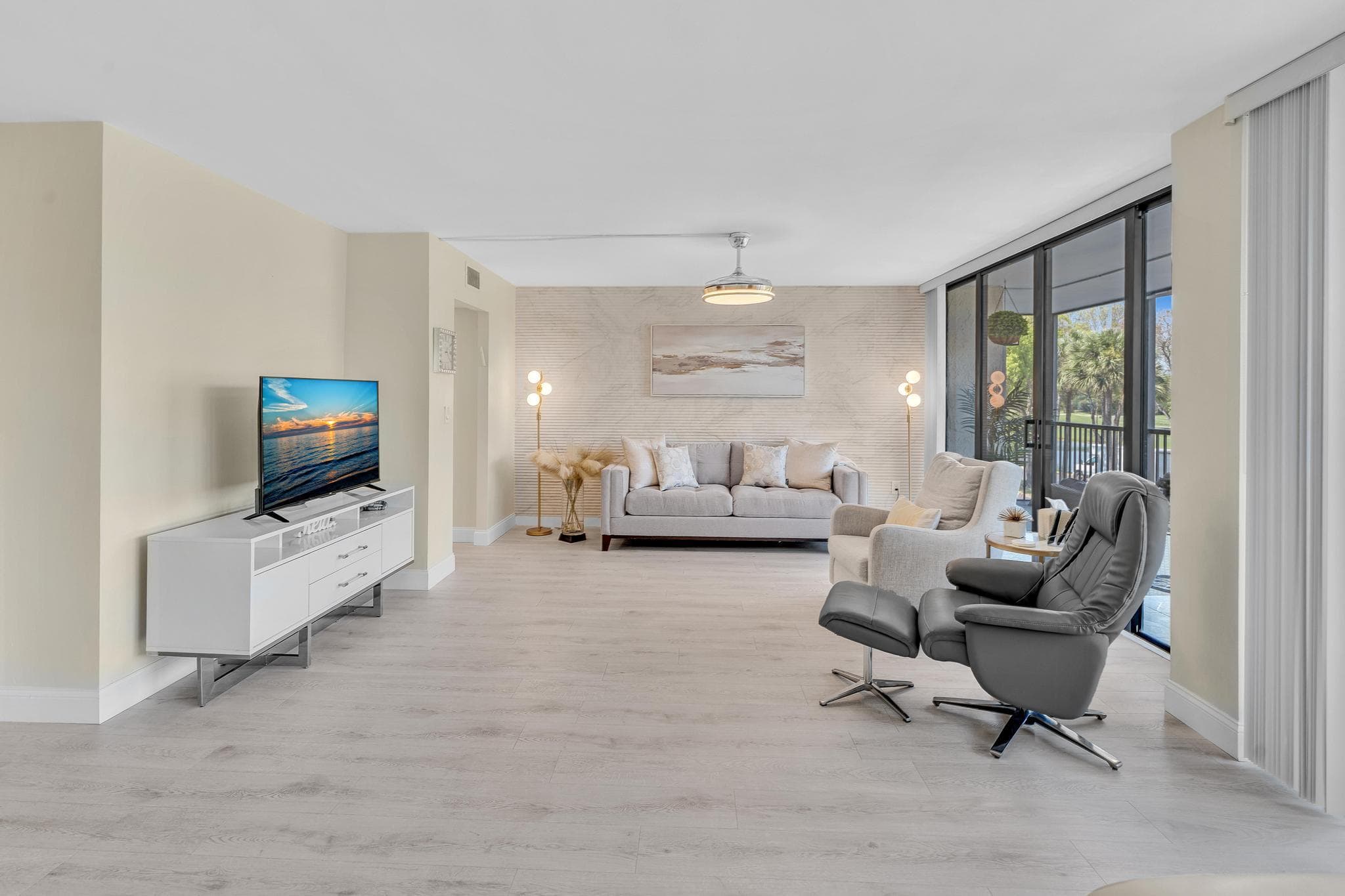 2804 N 46th Avenue C330, Hollywood, FL 33021 — photo 23 of 57