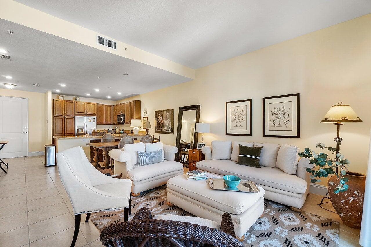 226 N Latitude Circle 207, Delray Beach, FL 33483 — photo 4 of 17