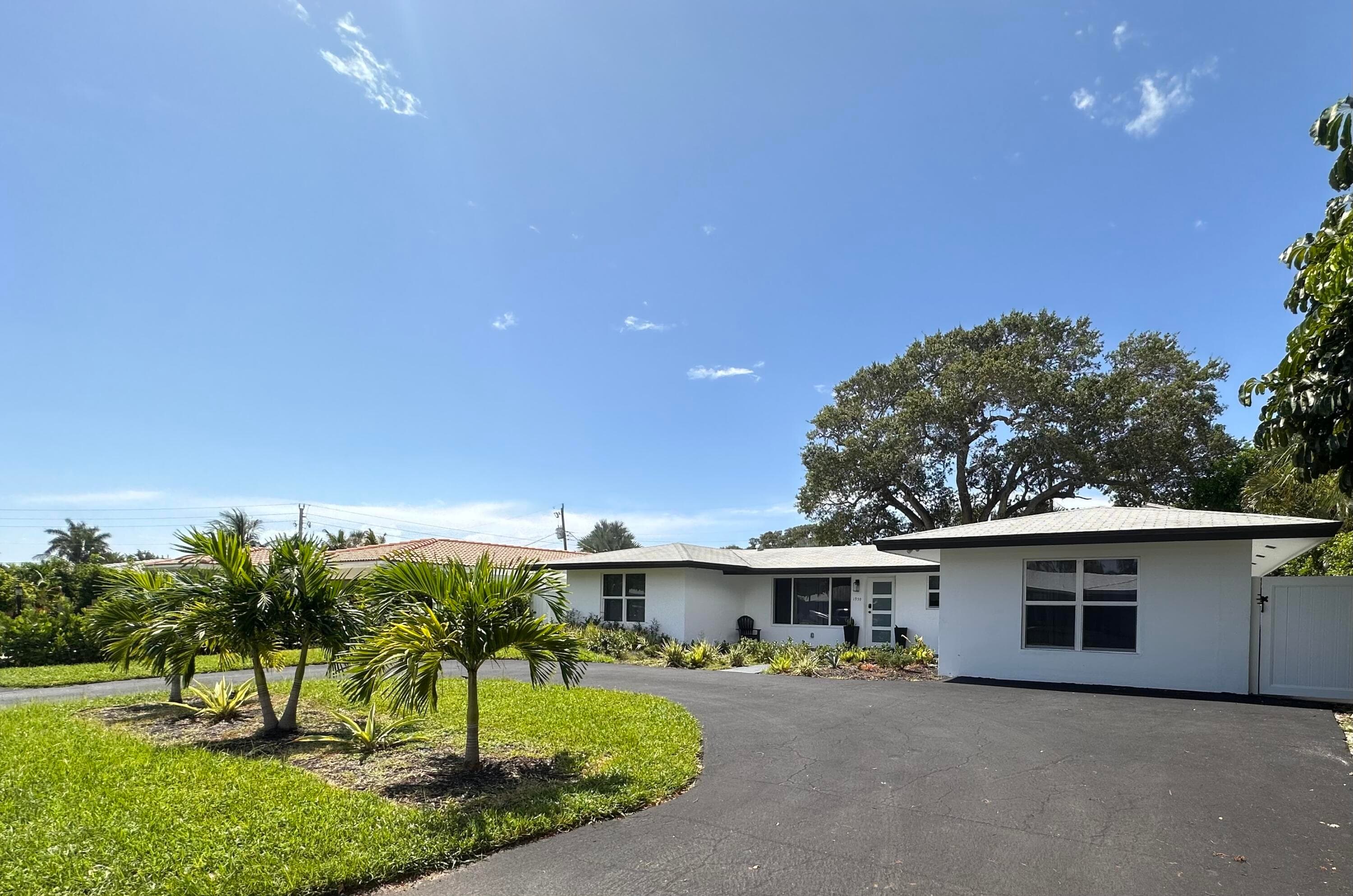 1950 NE 30th Street, Lighthouse Point, FL 33064 — photo 1 of 32