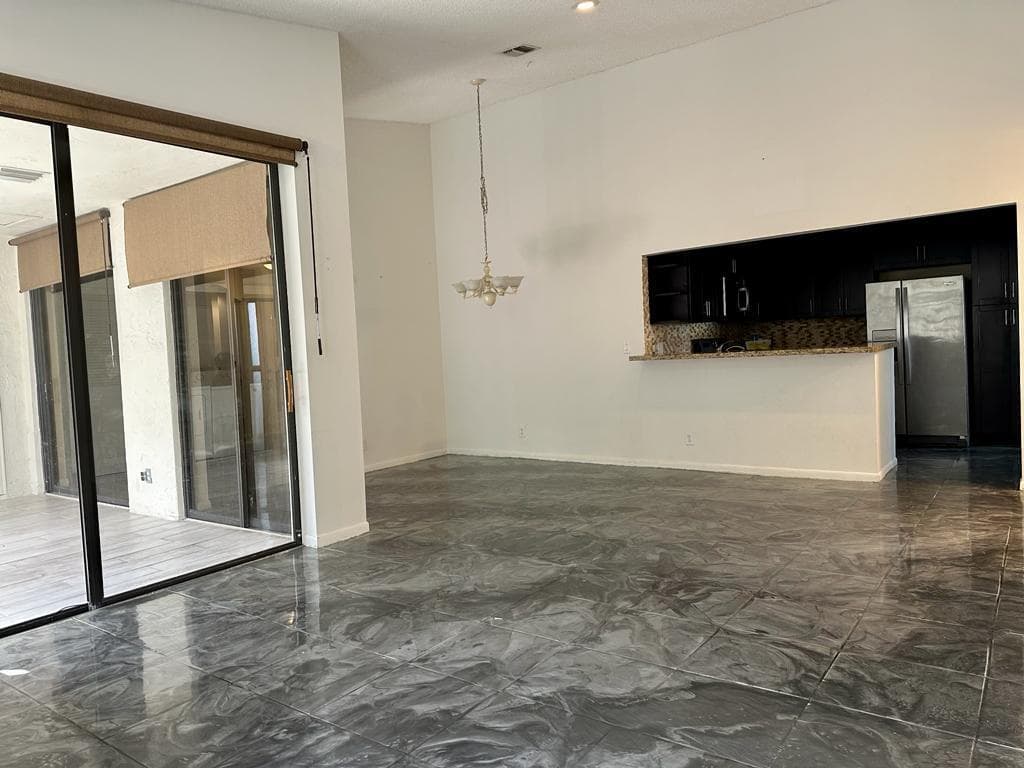 5438 Verona Drive L, Boynton Beach, FL 33437 — photo 2 of 22