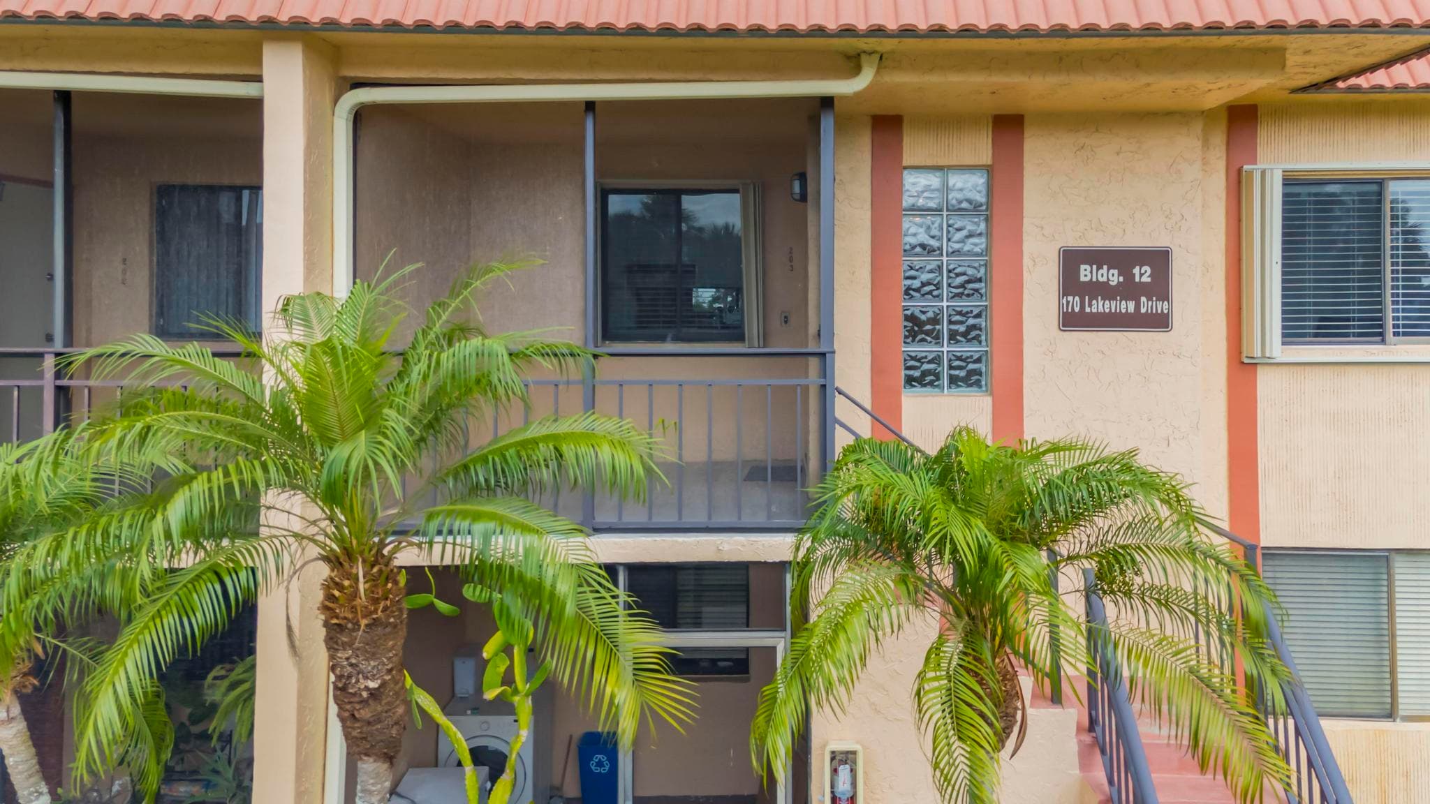 170 Lakeview Drive 203, Weston, FL 33326 — photo 39 of 46
