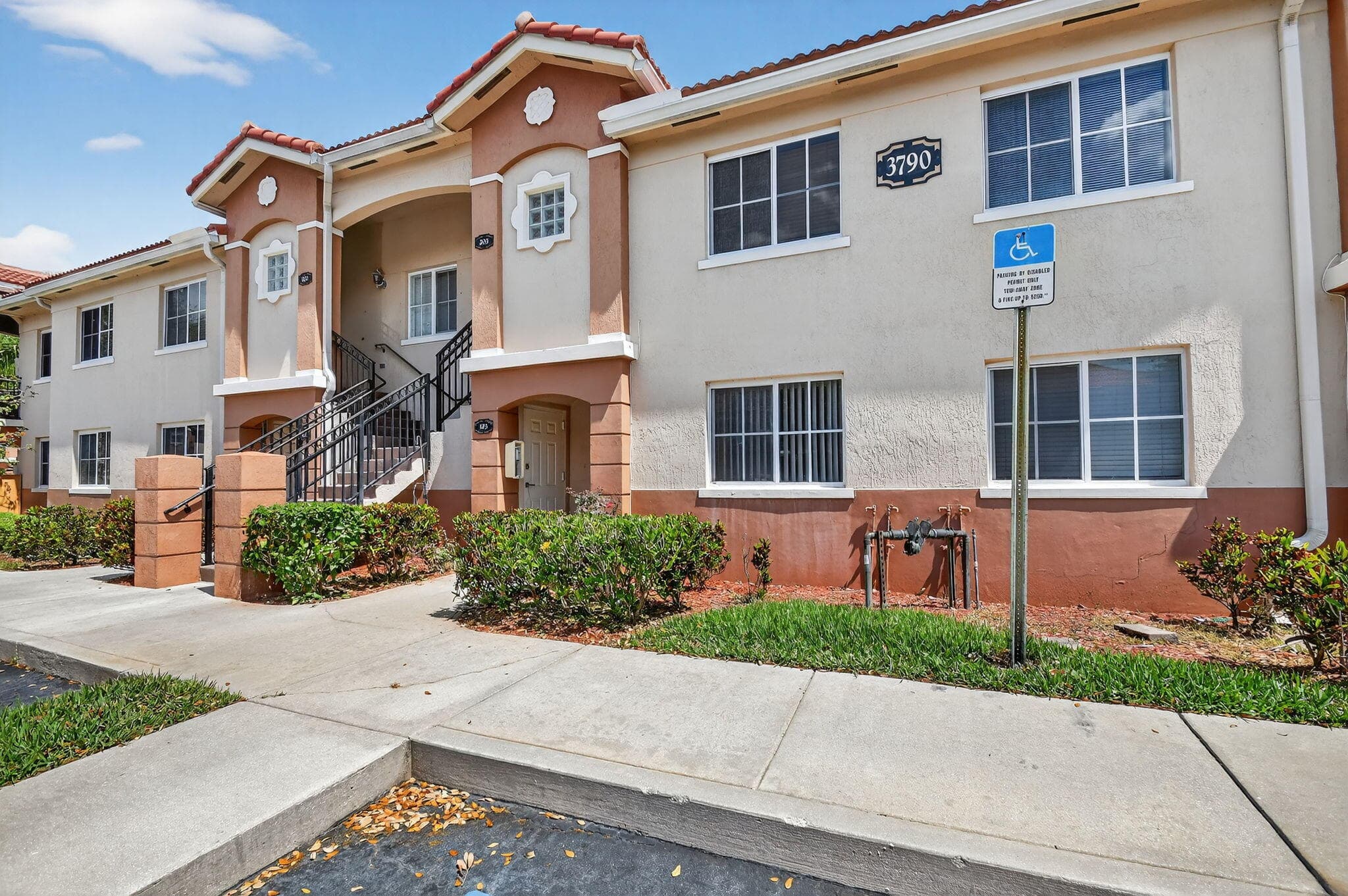3790 N Jog Road 203, West Palm Beach, FL 33411 — photo 2 of 48