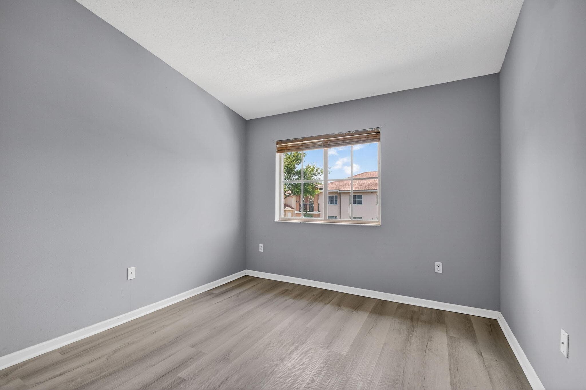 3790 N Jog Road 203, West Palm Beach, FL 33411 — photo 22 of 48