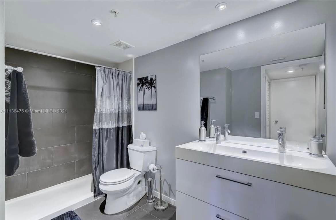 1350 SE 3rd Avenue 211, Dania Beach, FL 33004 — photo 17 of 18