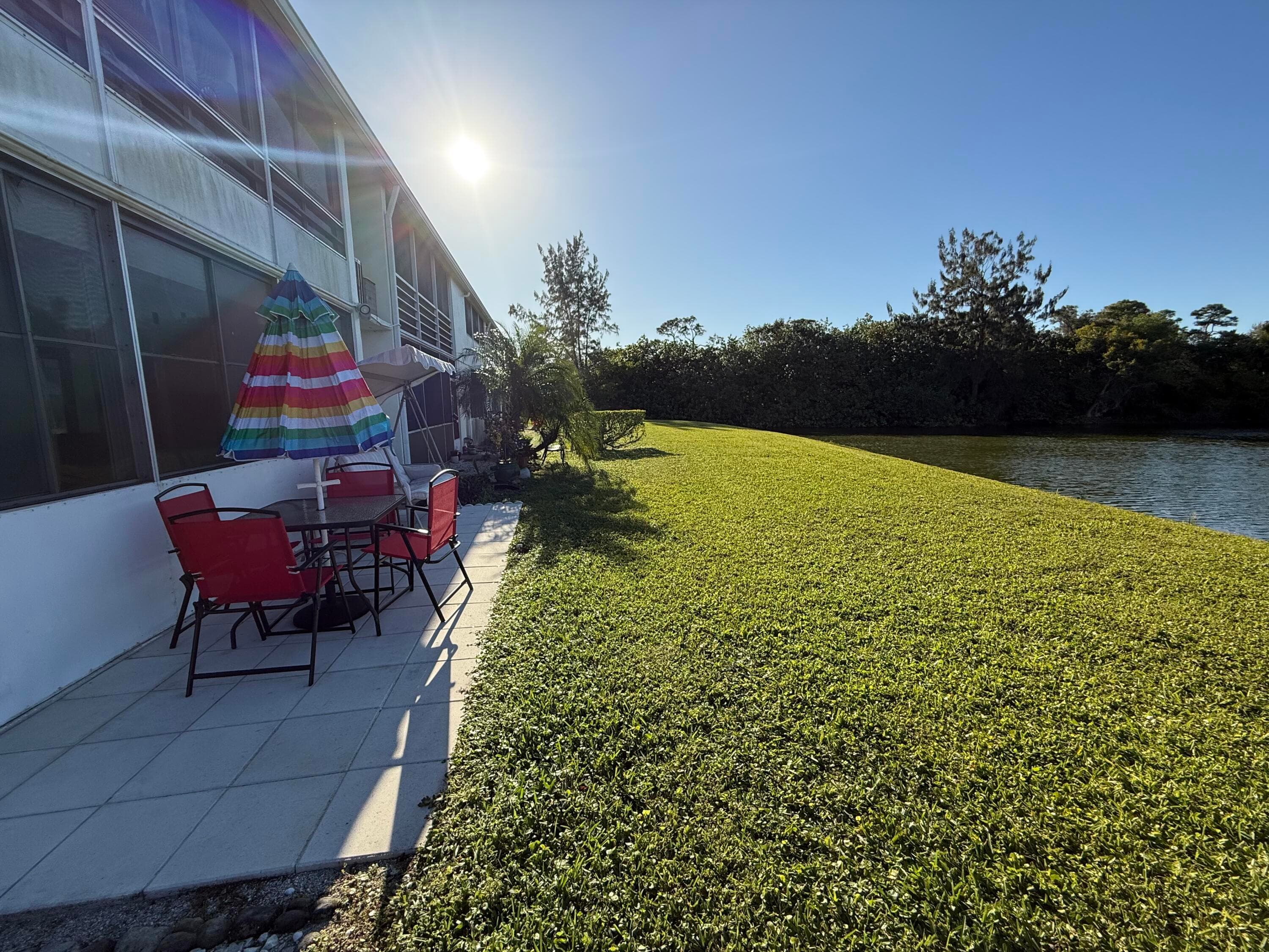 81 Camden Drive D, West Palm Beach, FL 33417 — photo 2 of 19