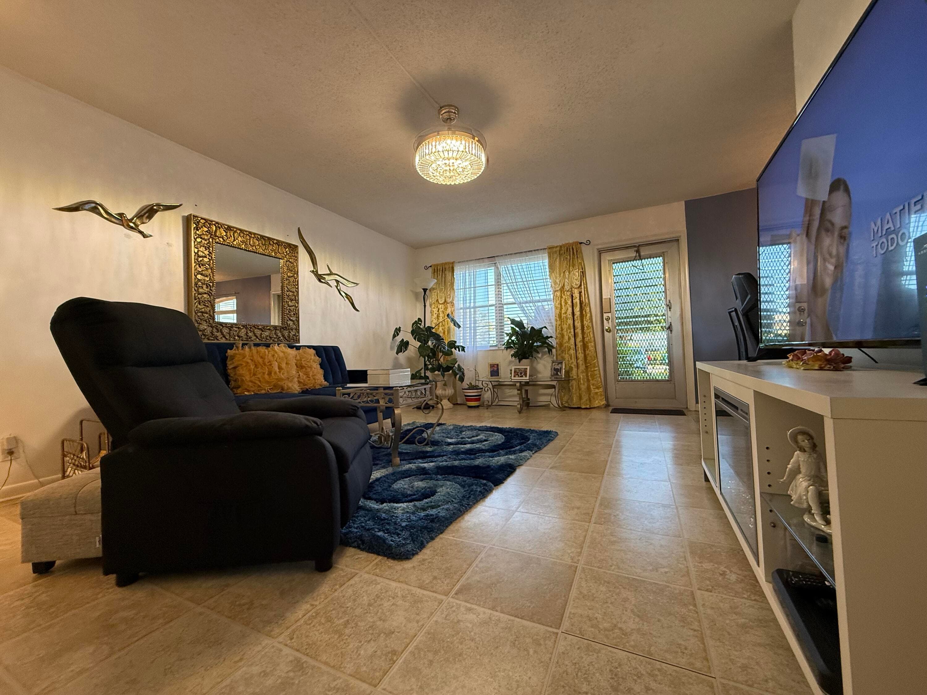81 Camden Drive D, West Palm Beach, FL 33417 — photo 1 of 19