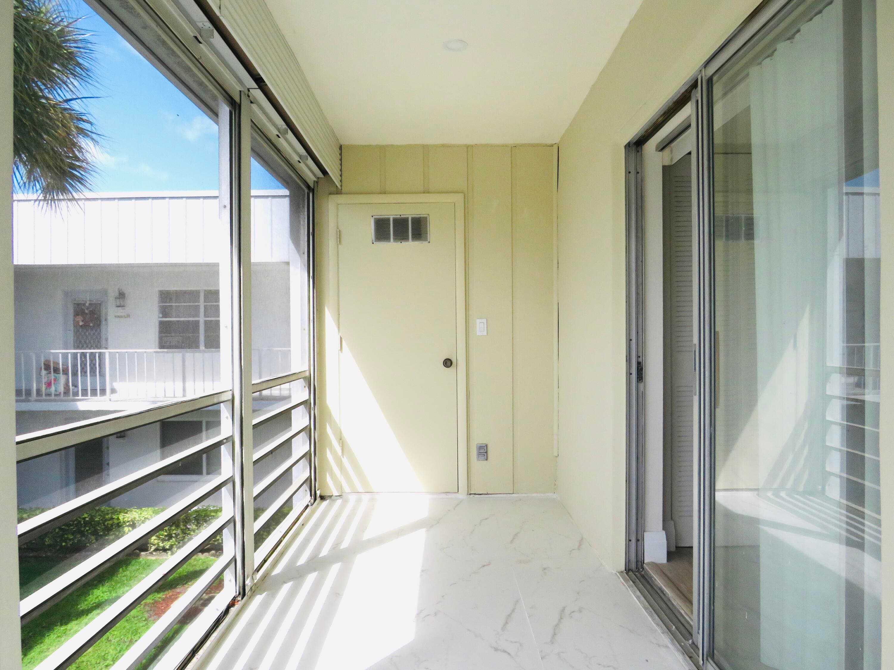 557 Burgundy L, Delray Beach, FL 33484 — photo 7 of 21