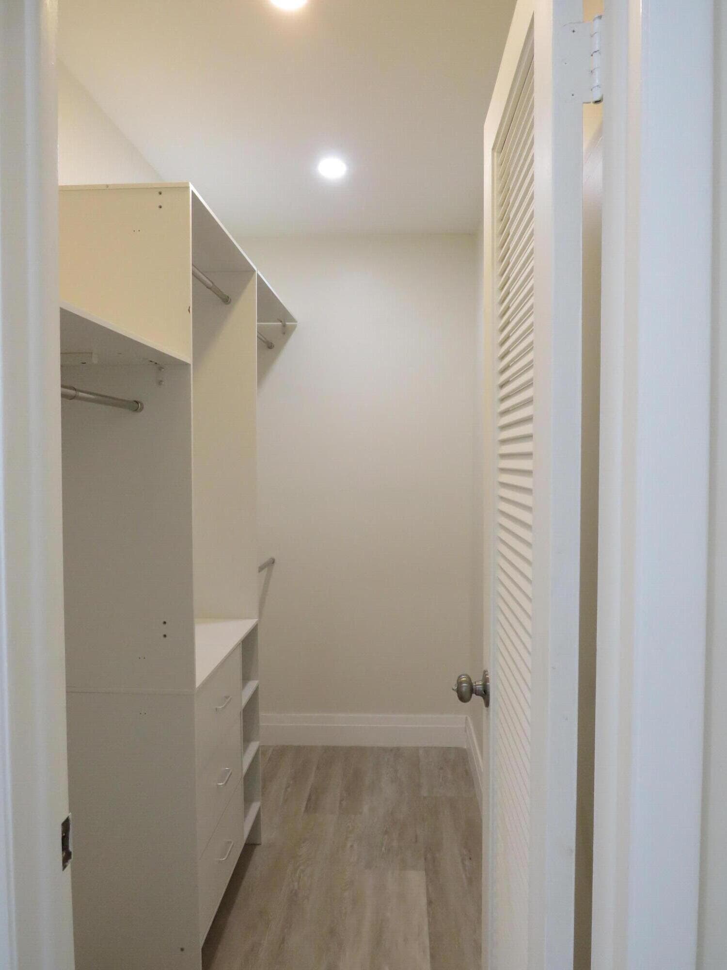 557 Burgundy L, Delray Beach, FL 33484 — photo 15 of 21