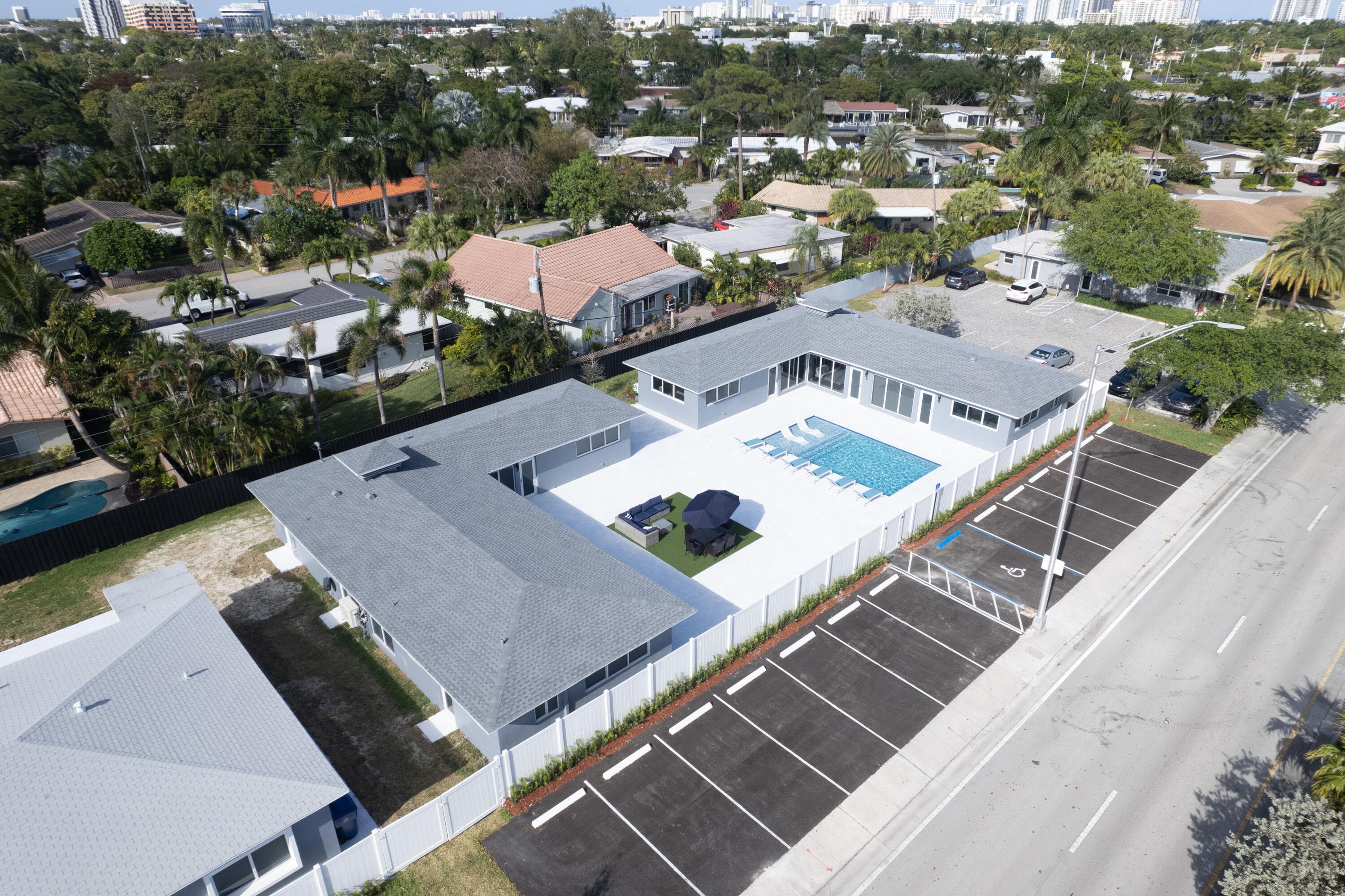 2025 NE 26th Street 1-3, Wilton Manors, FL 33305 — photo 1 of 38