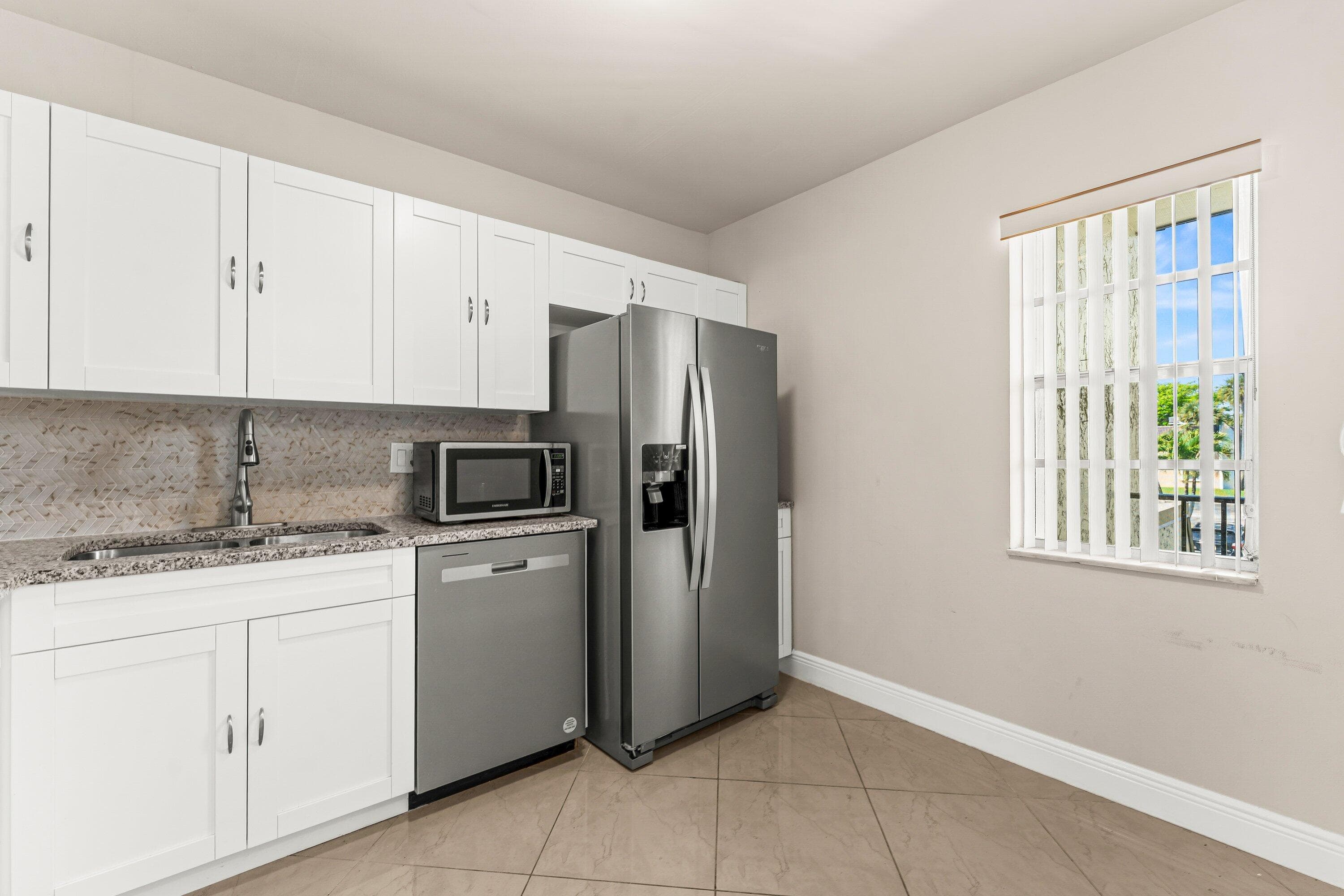 130 Lake Meryl Drive 228, West Palm Beach, FL 33411 — photo 9 of 55