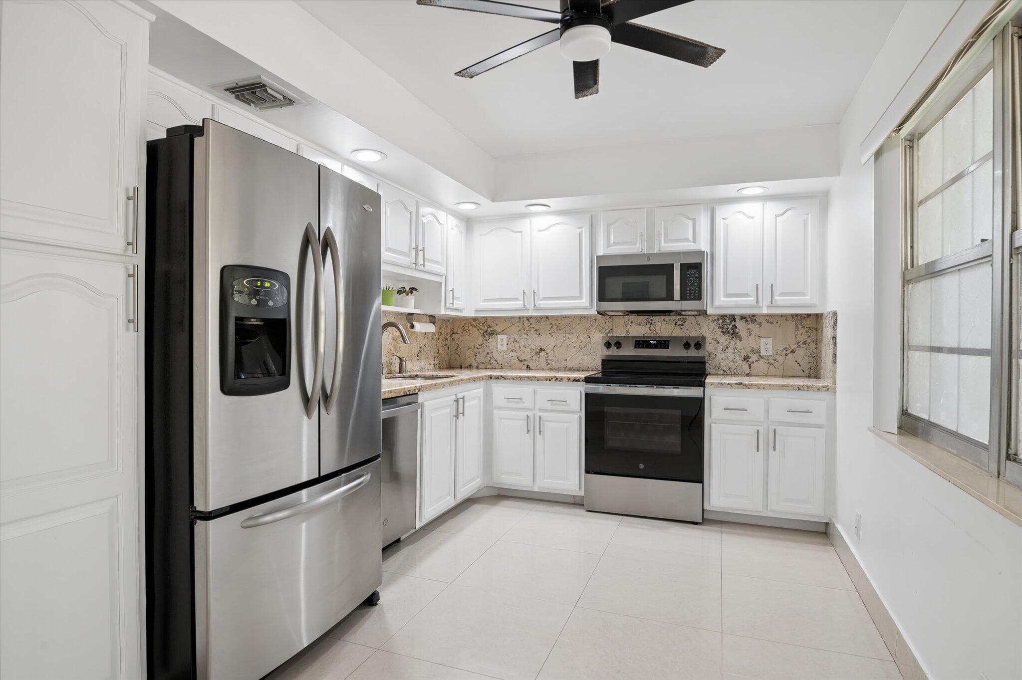 804 Cypress Grove Lane 308, Pompano Beach, FL 33069 — photo 6 of 16