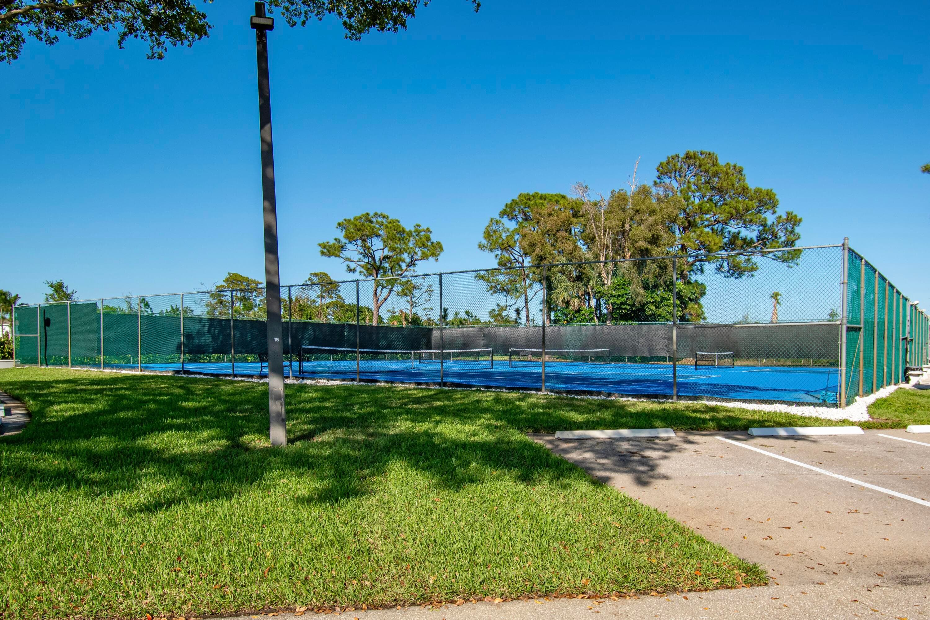 4734 Lucerne Lakes Boulevard E 301, Lake Worth, FL 33467 — photo 33 of 34