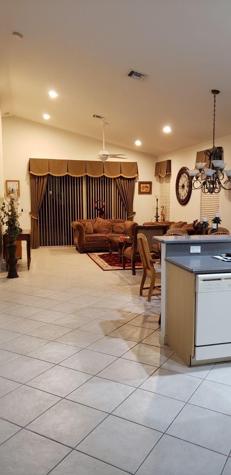 6037 Rossmoor Lakes Court, Boynton Beach, FL 33437 — photo 7 of 15