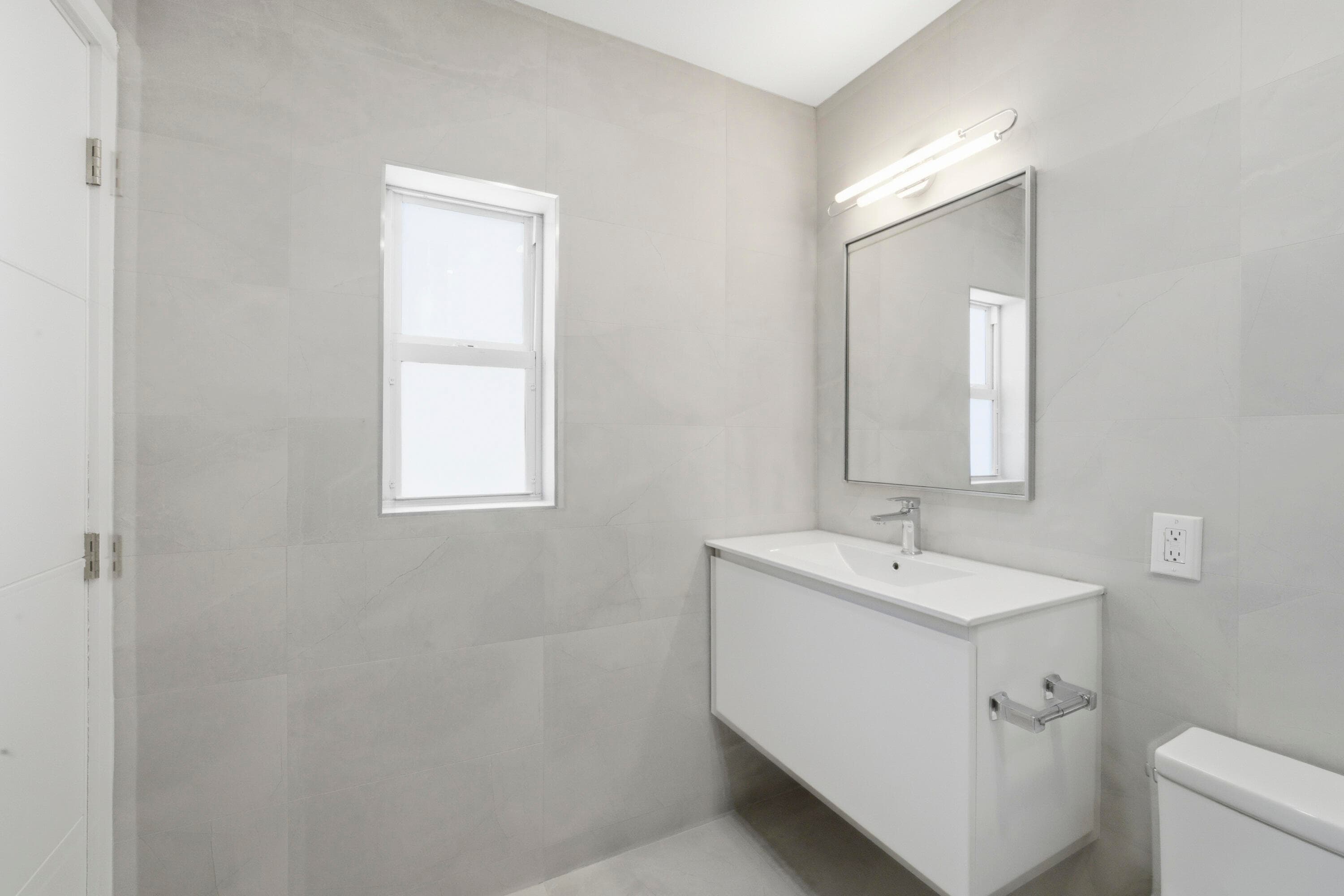 2001 NE 17th Way, Fort Lauderdale, FL 33305 — photo 14 of 25