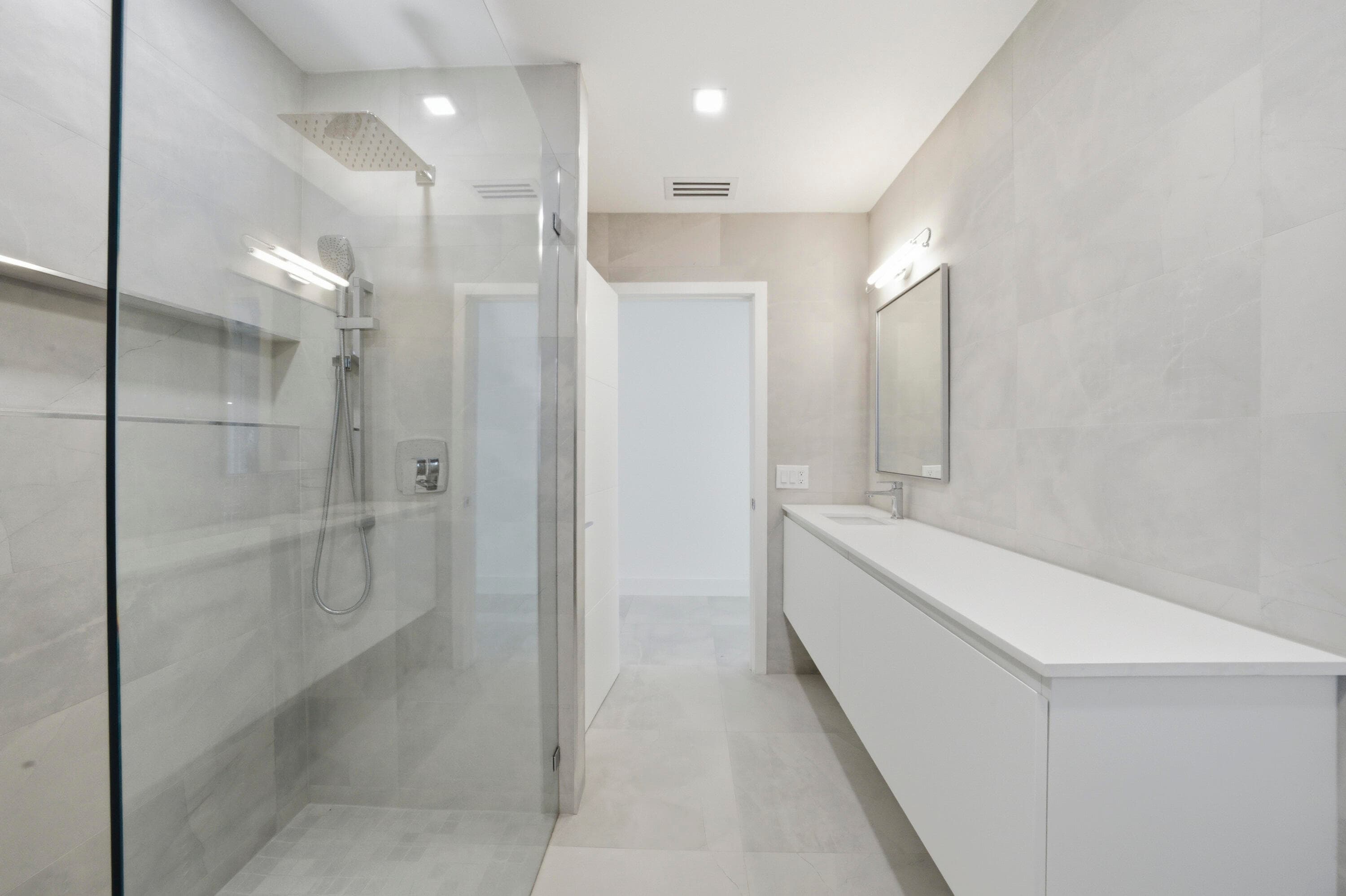 2001 NE 17th Way, Fort Lauderdale, FL 33305 — photo 17 of 25