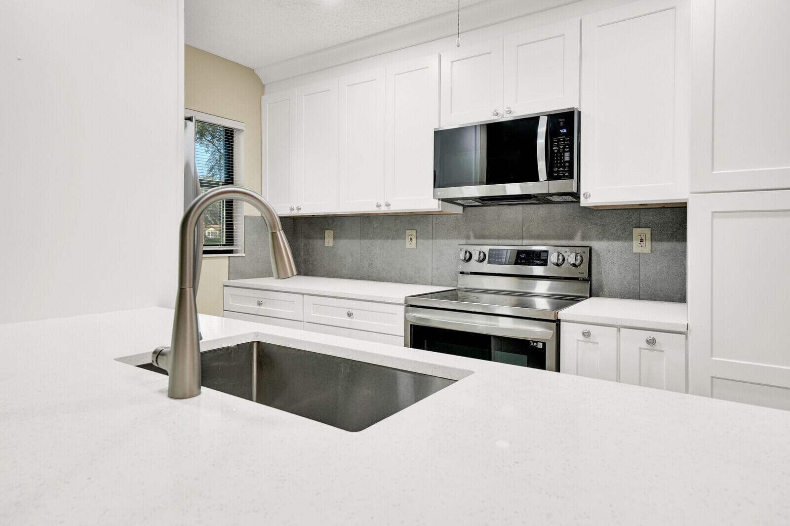 5270 Nesting Way C, Delray Beach, FL 33484 — photo 13 of 38
