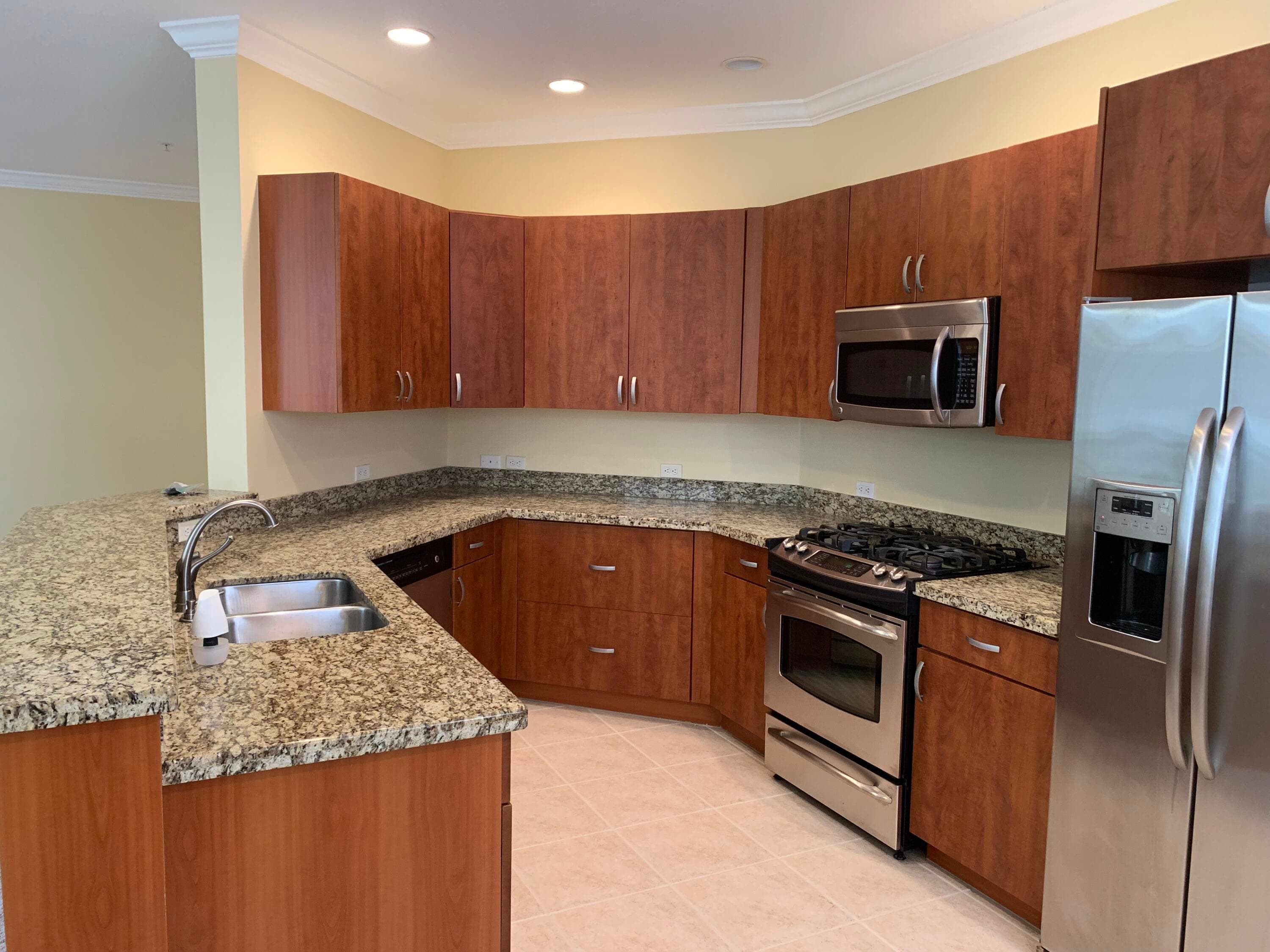 3055 NW 126th Avenue 323, Sunrise, FL 33323 — photo 1 of 33
