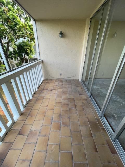 7091 Environ Boulevard 347, Lauderhill, FL 33319 — photo 6 of 35