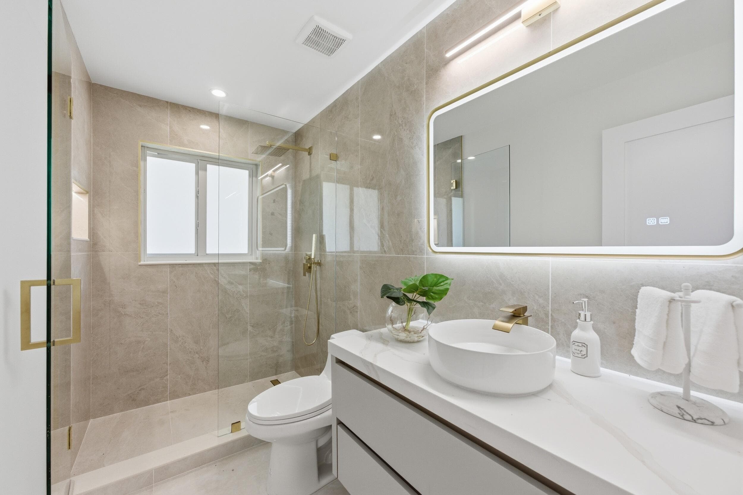 2280 SE 10th Court, Pompano Beach, FL 33062 — photo 19 of 43