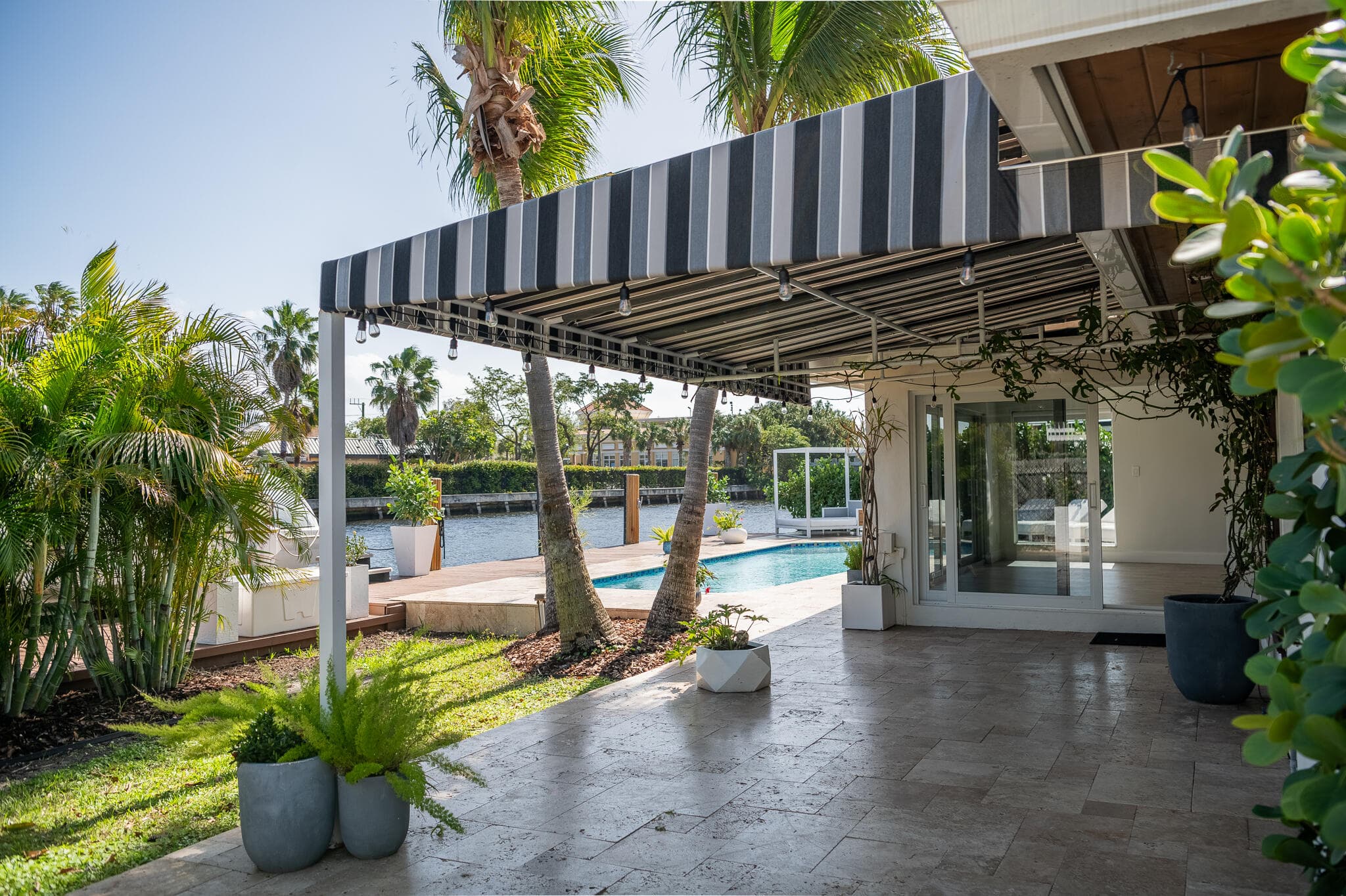 2164 NE 25th Street, Wilton Manors, FL 33305 — photo 25 of 33