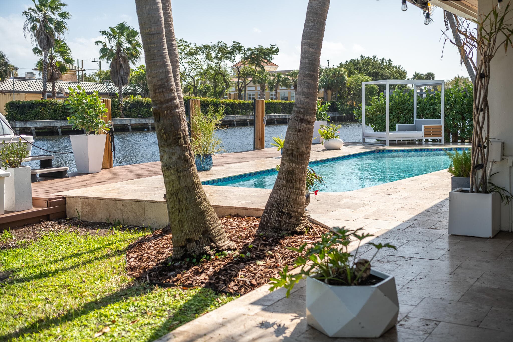 2164 NE 25th Street, Wilton Manors, FL 33305 — photo 27 of 33