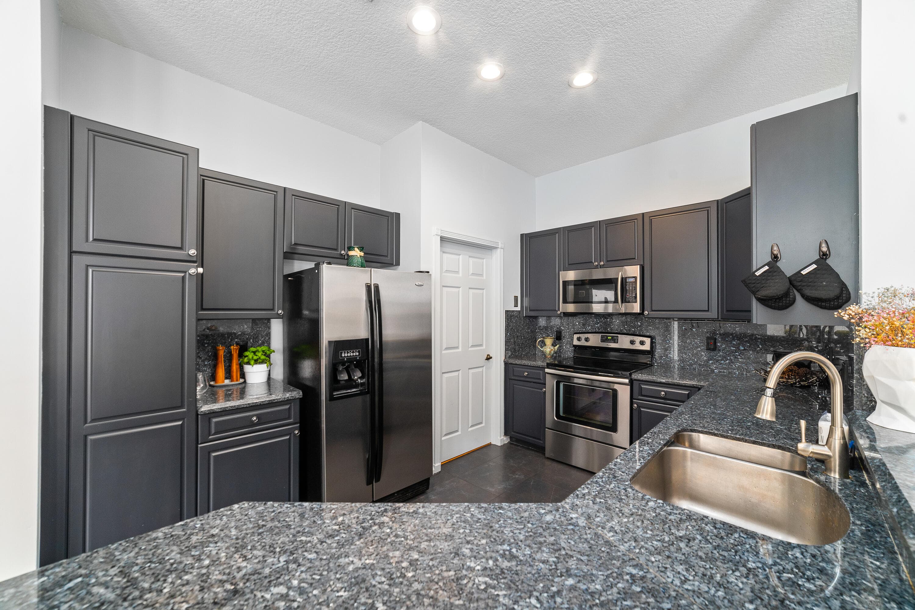 2072 Chagall Circle, West Palm Beach, FL 33409 — photo 14 of 49