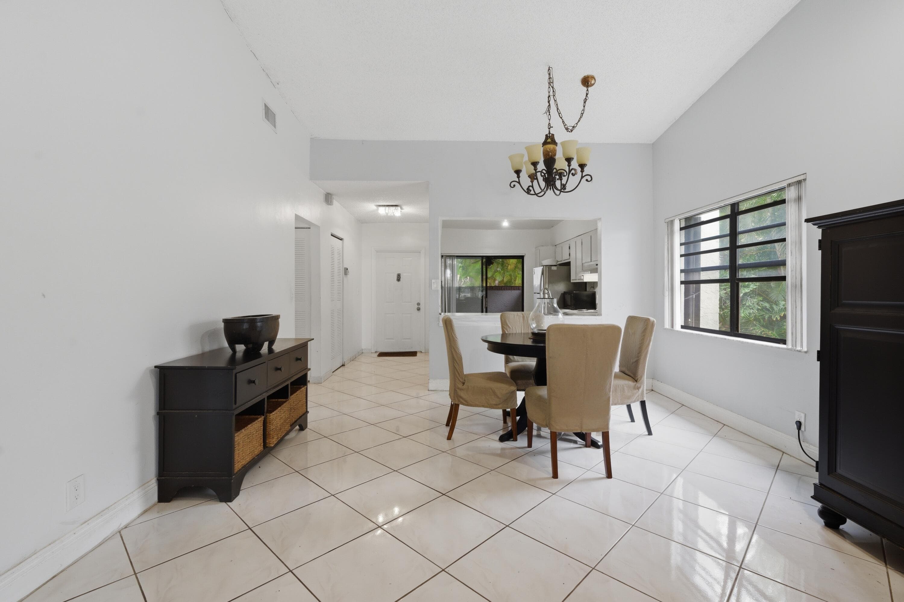 6375 W Pinehurst Cir Circle D38, Tamarac, FL 33321 — photo 6 of 26