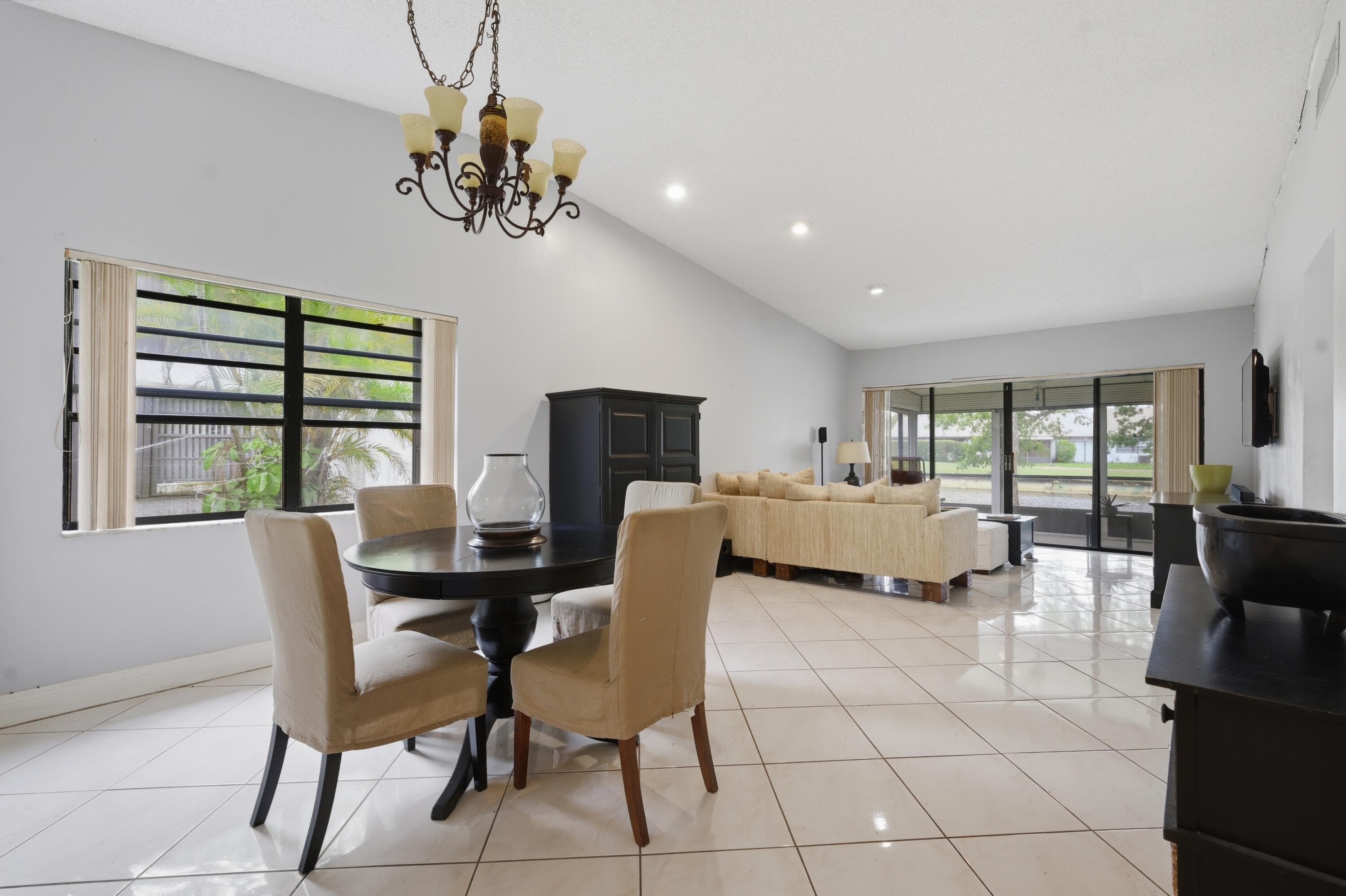 6375 W Pinehurst Cir Circle D38, Tamarac, FL 33321 — photo 8 of 26