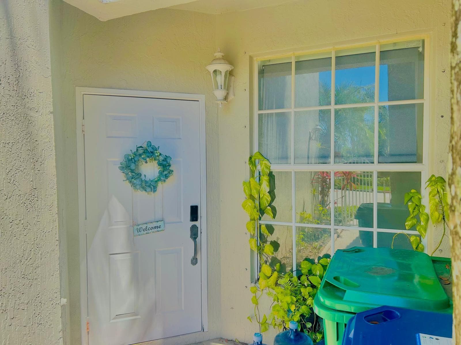 5665 NW 117th Avenue, Coral Springs, FL 33076 — photo 4 of 21