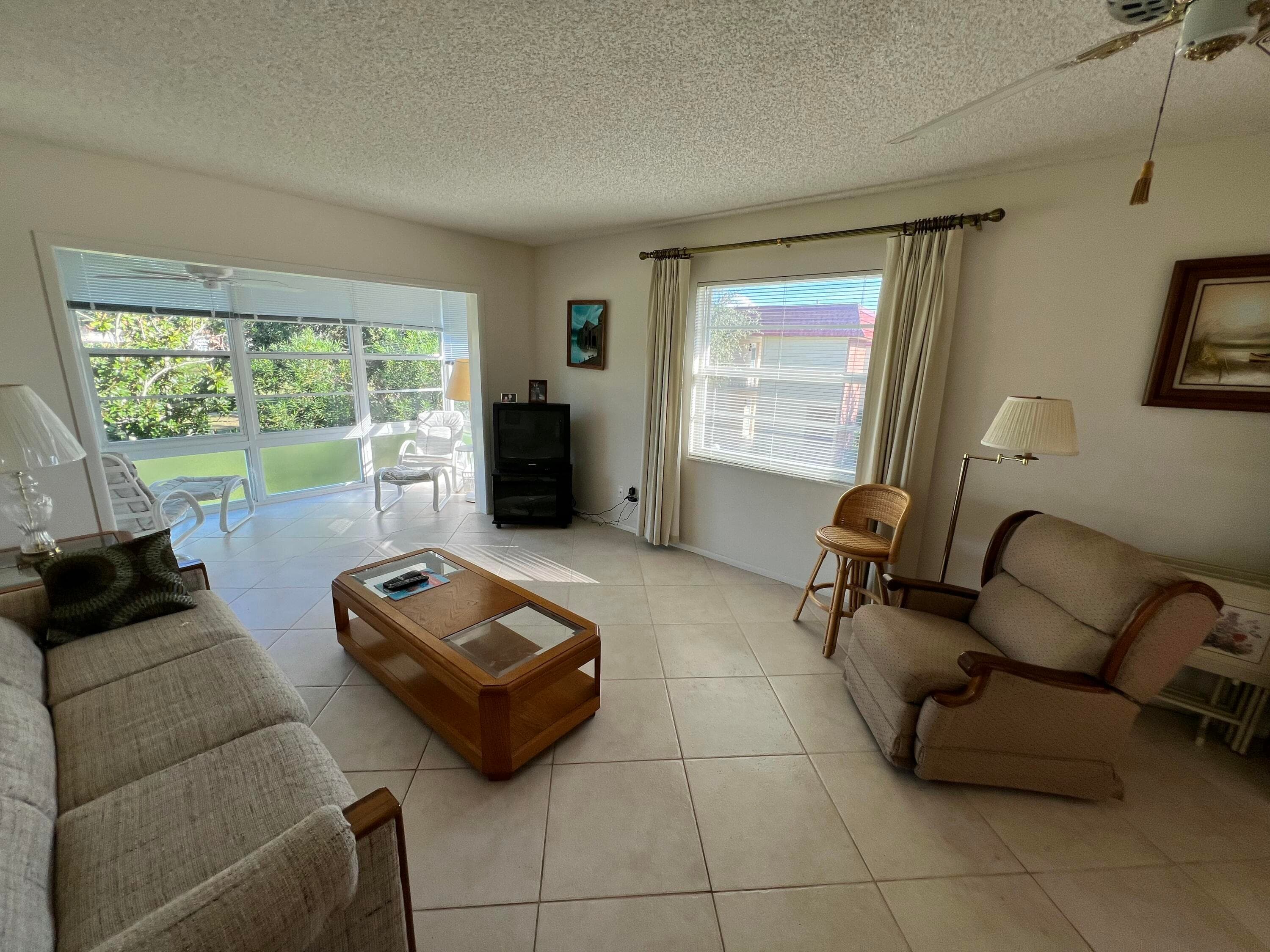 62 Woodland Drive 201, Vero Beach, FL 32962 — photo 6 of 17