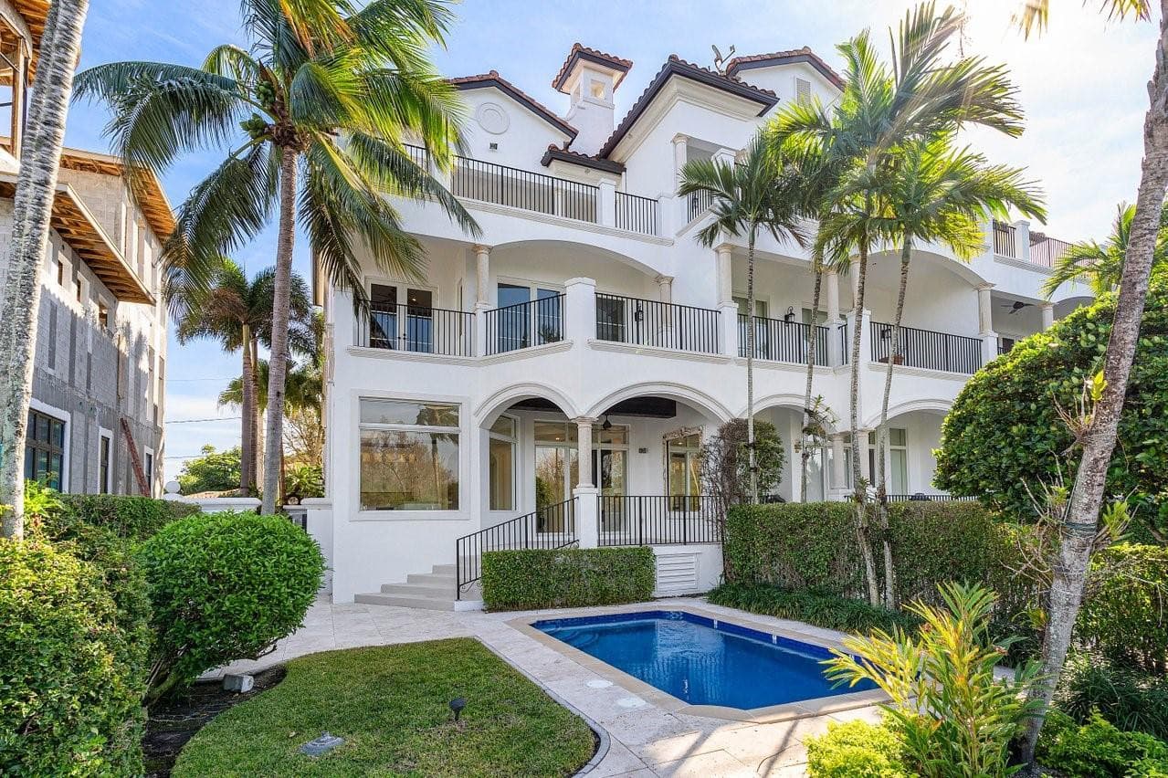 549 NE 19th Avenue C, Deerfield Beach, FL 33441 — photo 1 of 78