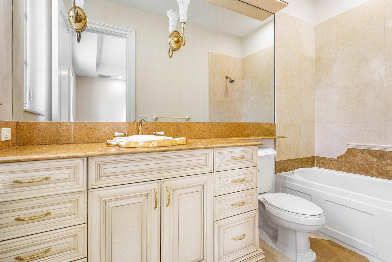 549 NE 19th Avenue C, Deerfield Beach, FL 33441 — photo 42 of 78