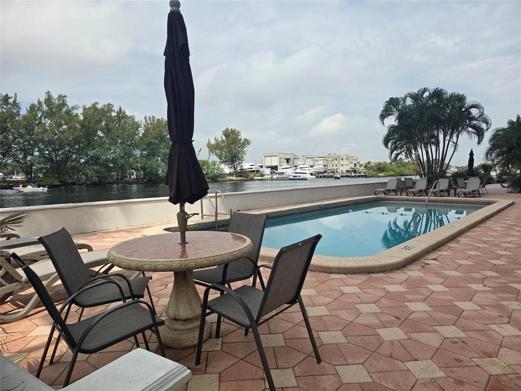 1401 N Riverside Drive N 307, Pompano Beach, FL 33062 — photo 7 of 30