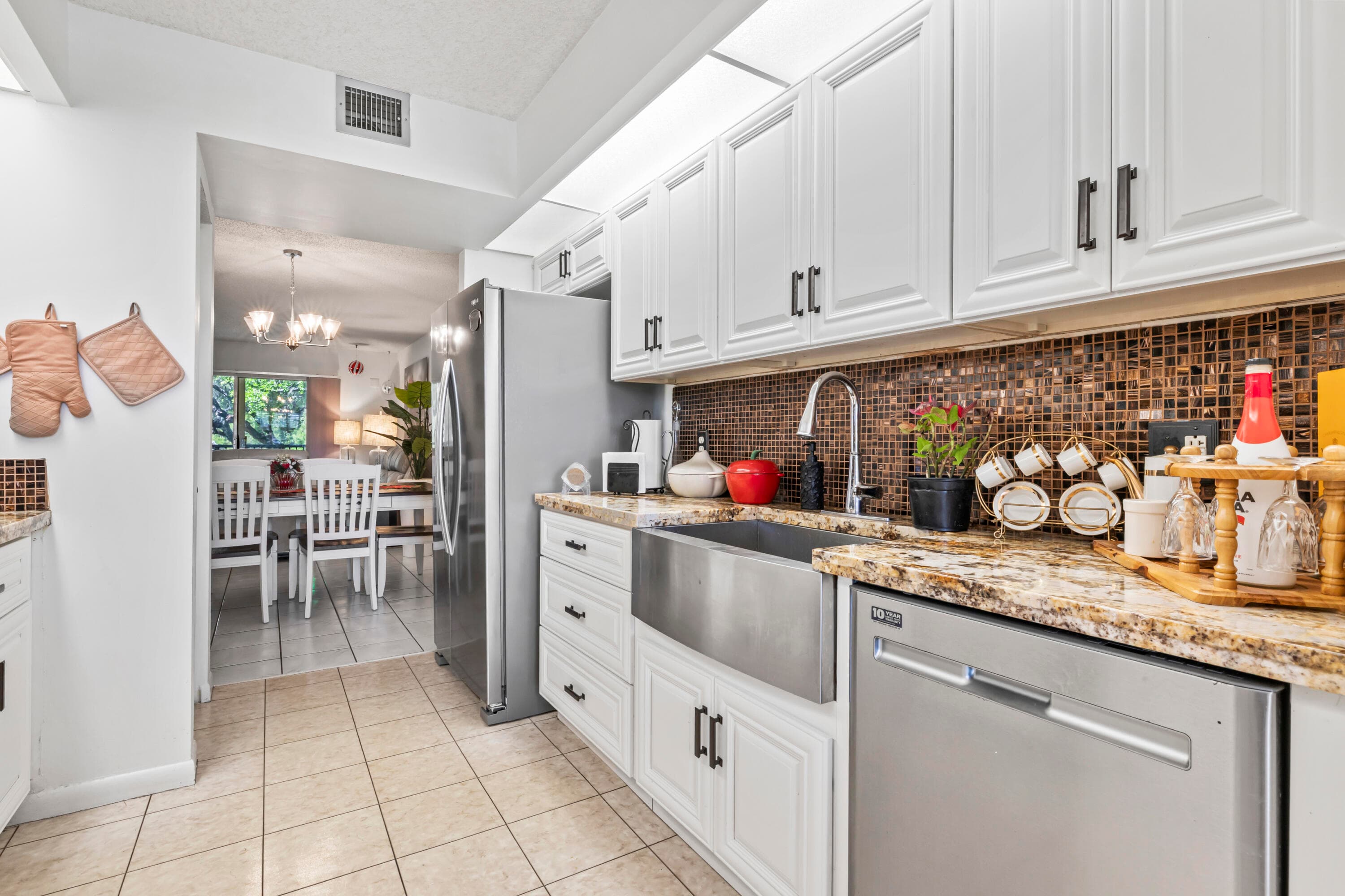 1000 SW 125th Avenue 211, Pembroke Pines, FL 33027 — photo 3 of 45