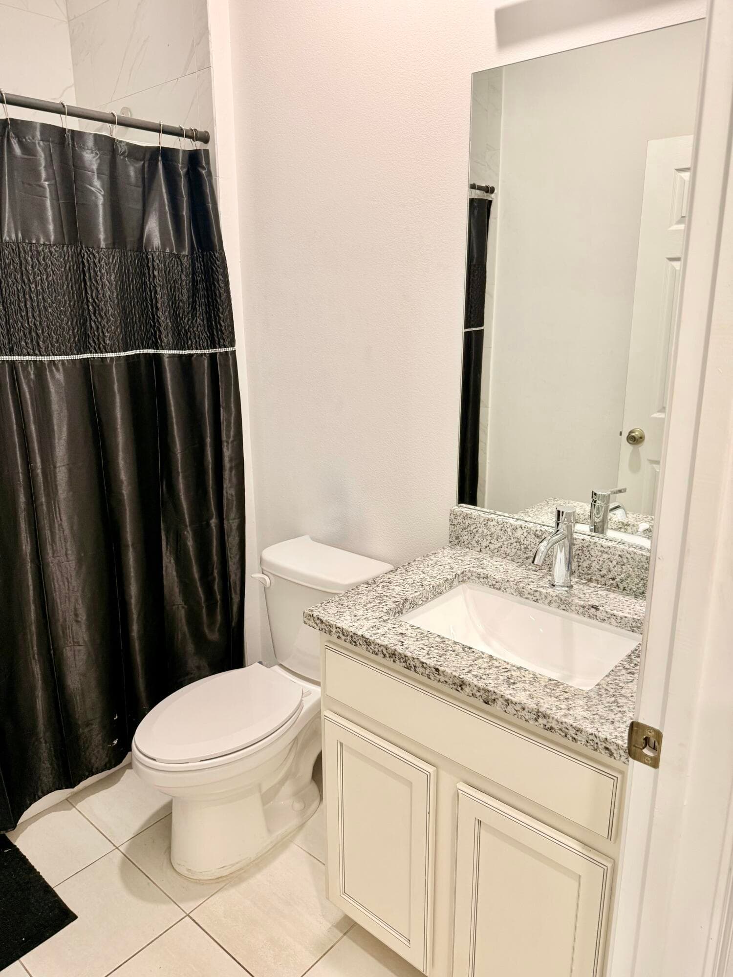 611 N F Street, Lake Worth Beach, FL 33460 — photo 7 of 12