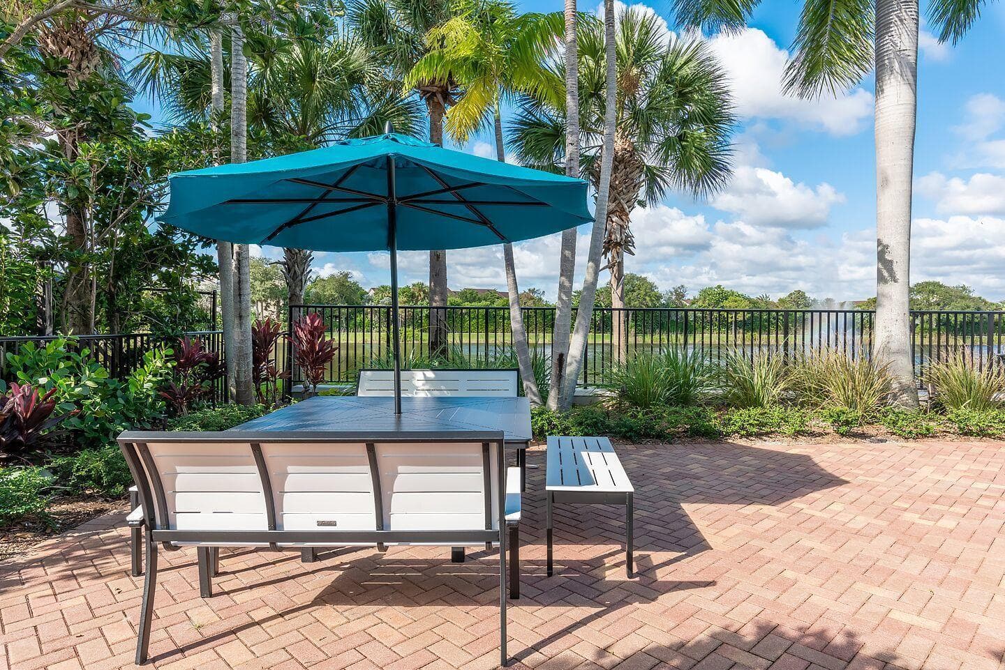 810 Marina Del Ray Lane 7, West Palm Beach, FL 33401 — photo 26 of 27