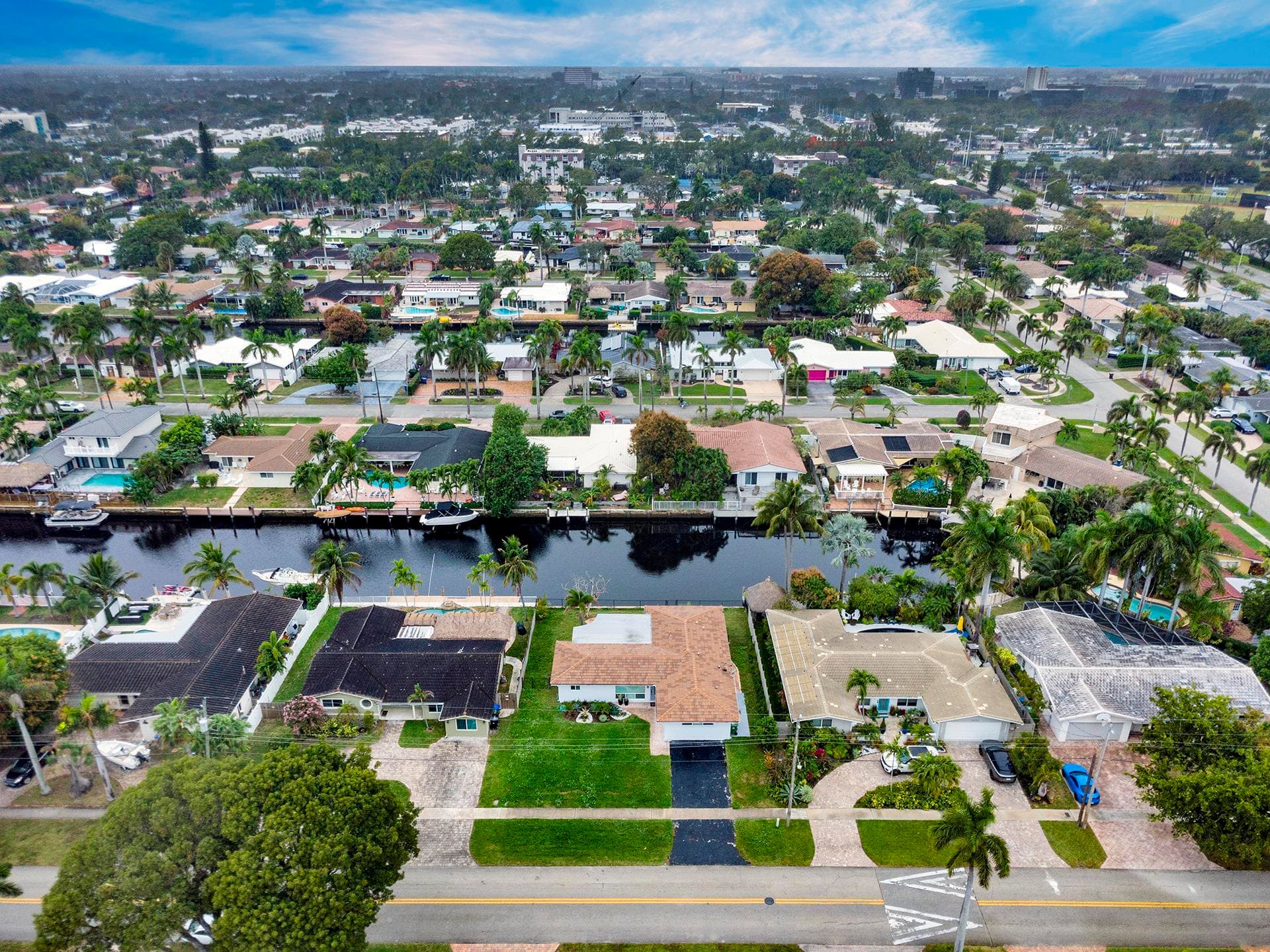 5921 NE 15th Avenue, Fort Lauderdale, FL 33334 — photo 1 of 47
