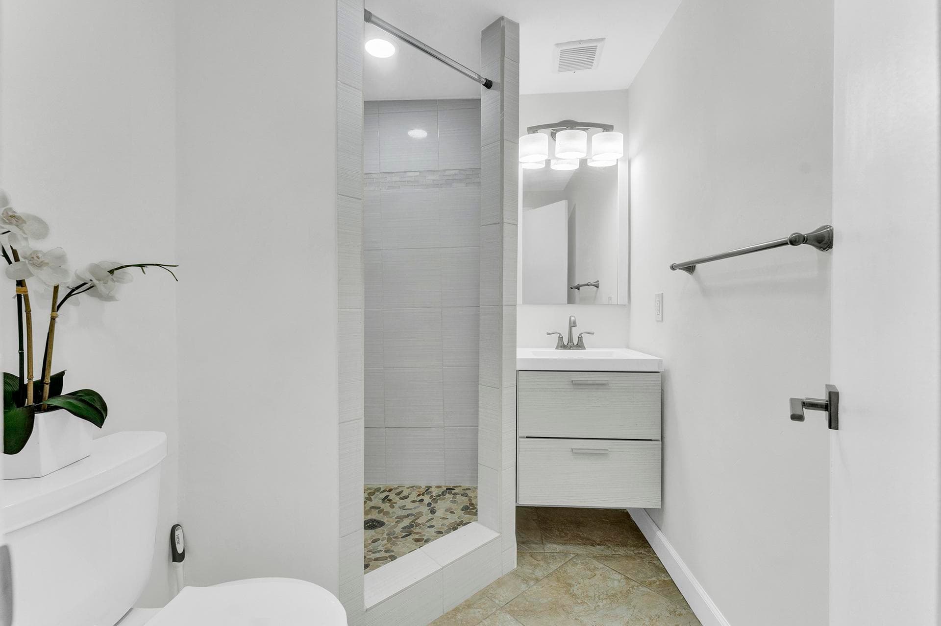 5921 NE 15th Avenue, Fort Lauderdale, FL 33334 — photo 11 of 47