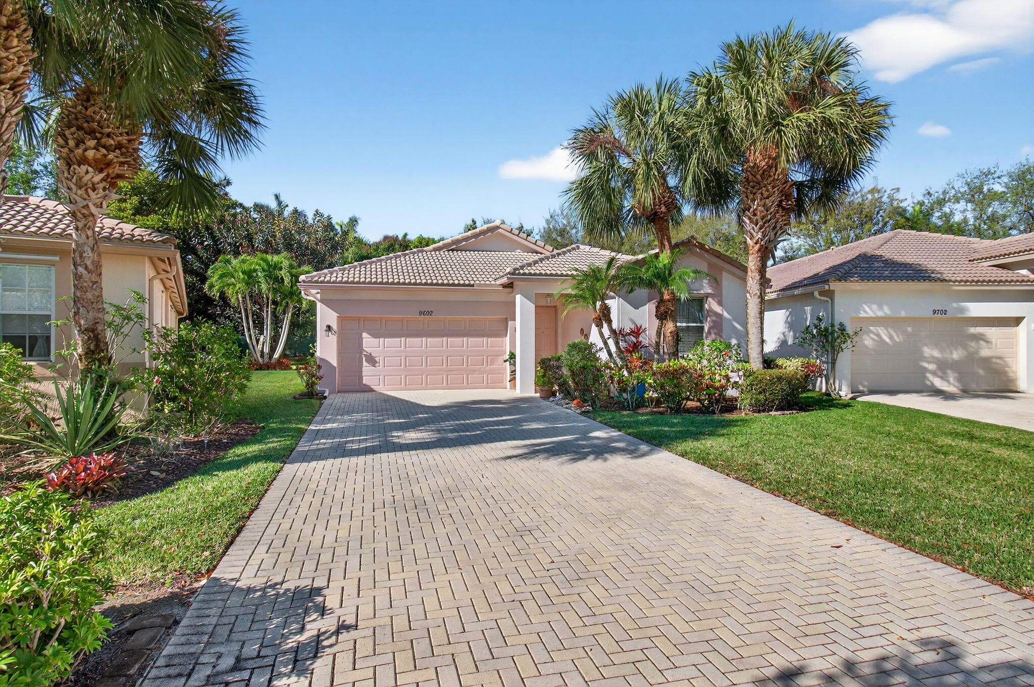 9692 Sandpiper Lane, West Palm Beach, FL 33411 — photo 1 of 84