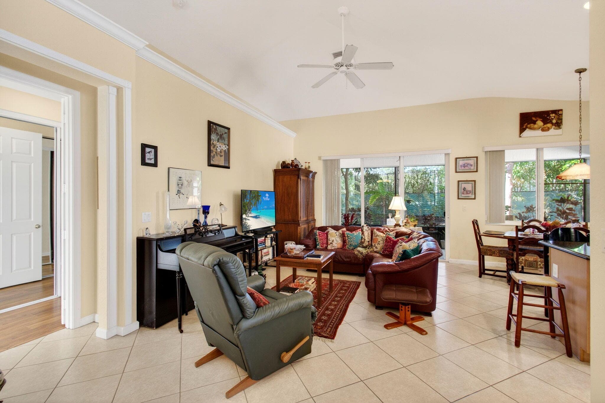 9692 Sandpiper Lane, West Palm Beach, FL 33411 — photo 29 of 84