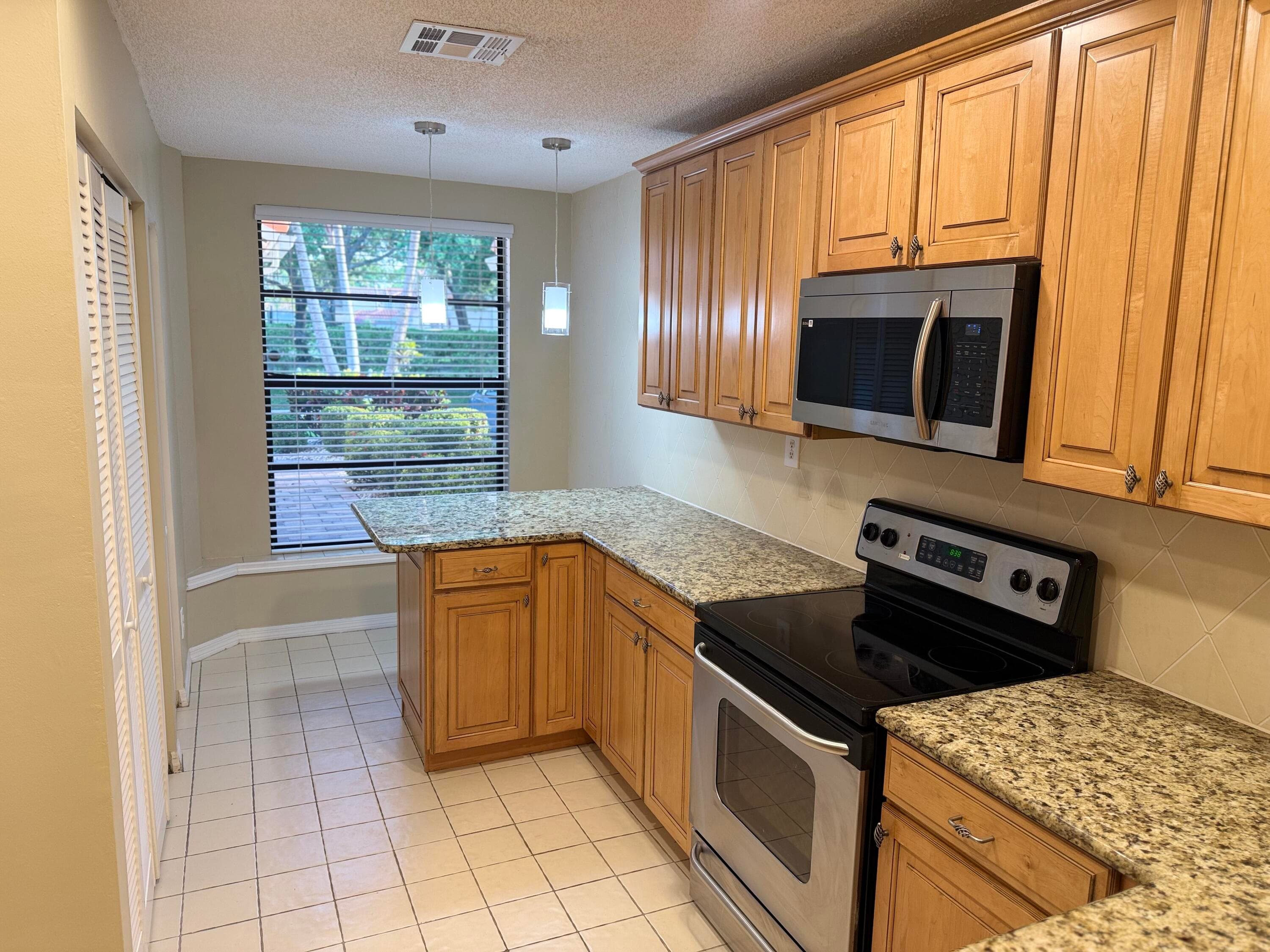 8705 Vía Giula 4, Boca Raton, FL 33496 — photo 13 of 20