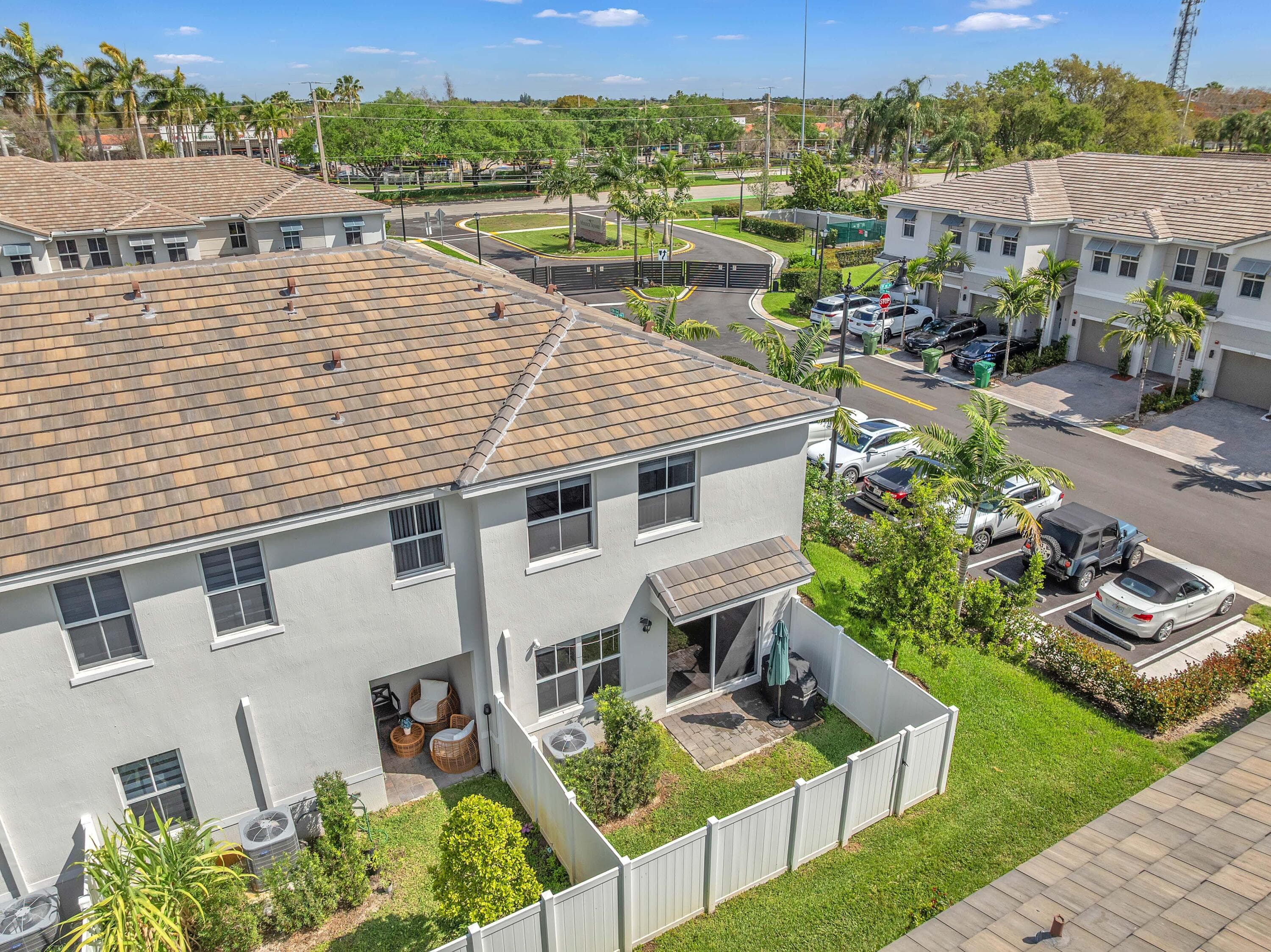 17002 SW 1st Street, Pembroke Pines, FL 33027 — photo 16 of 35