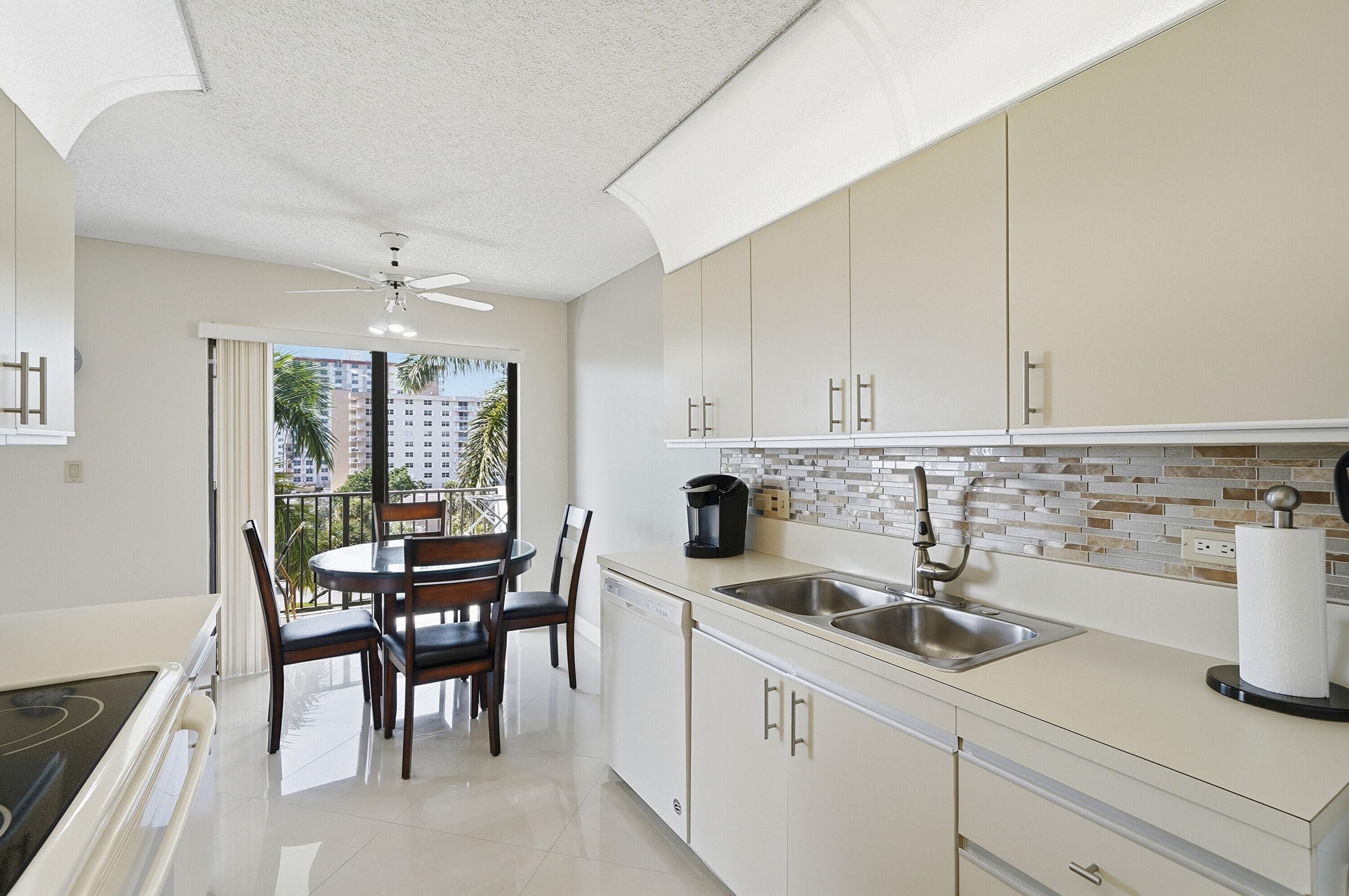 1201 S Ocean Drive 506s, Hollywood, FL 33019 — photo 10 of 53