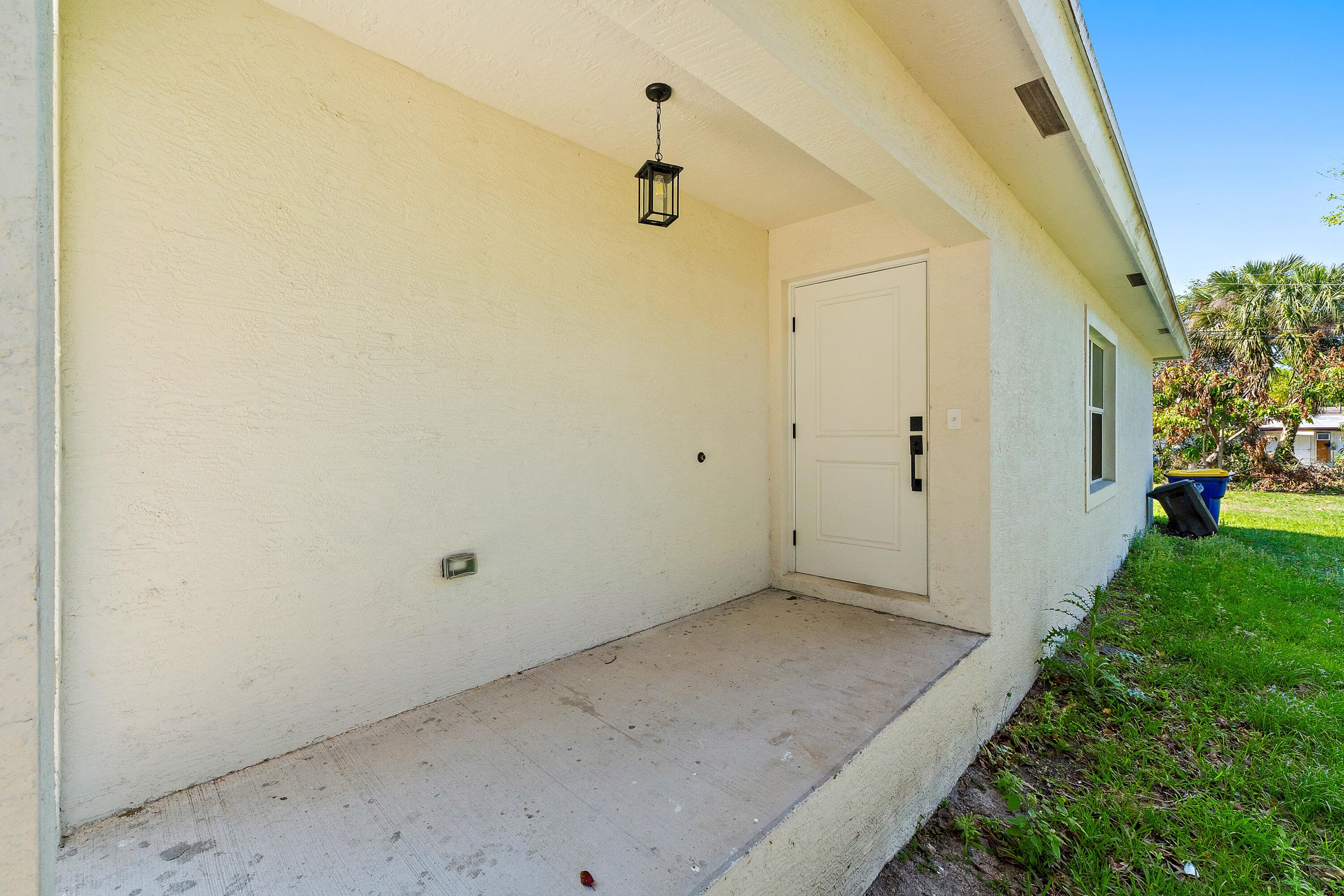 3003 SE Fairmont Street, Stuart, FL 34997 — photo 6 of 32