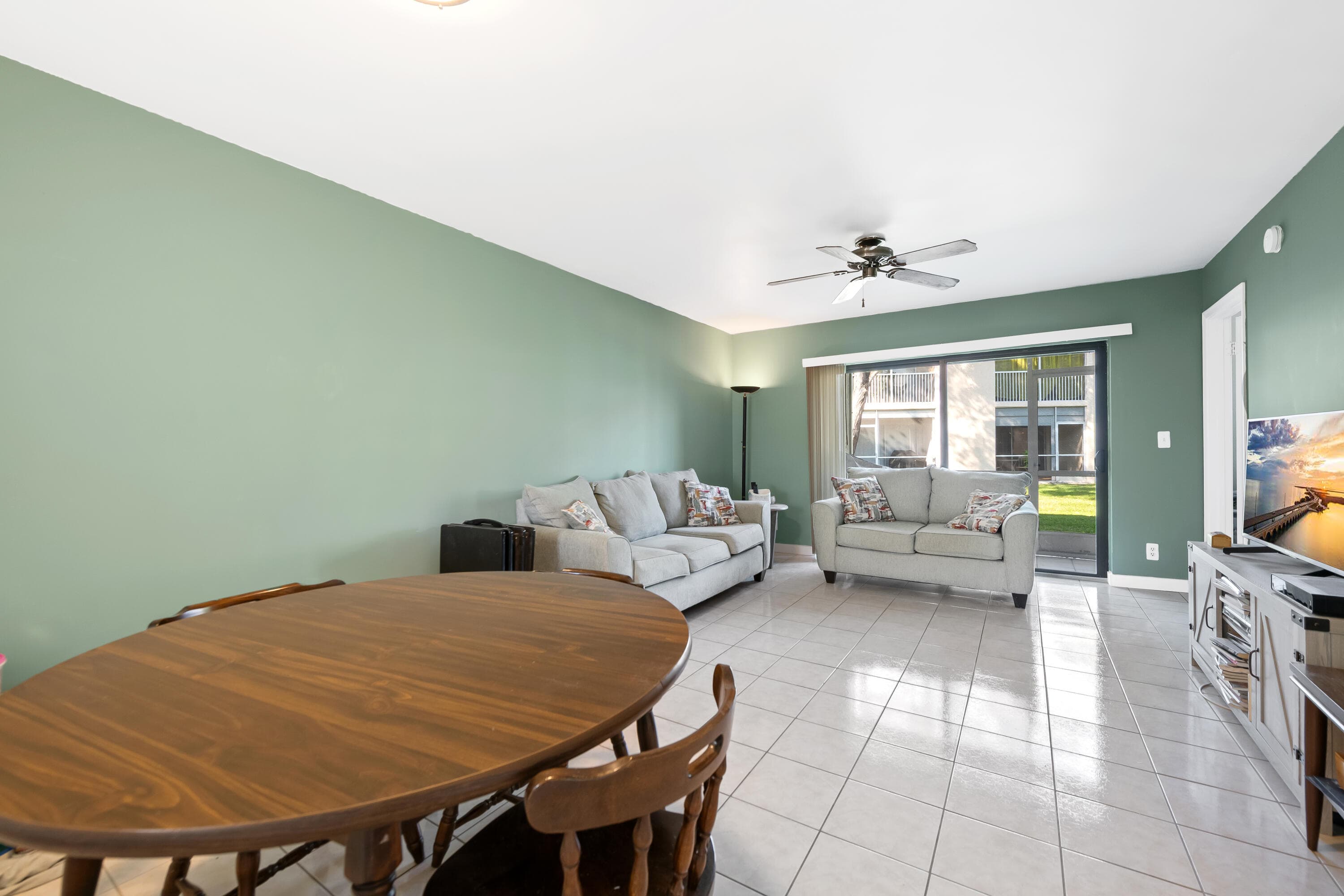 5570 Lakeside Drive 102, Margate, FL 33063 — photo 4 of 26
