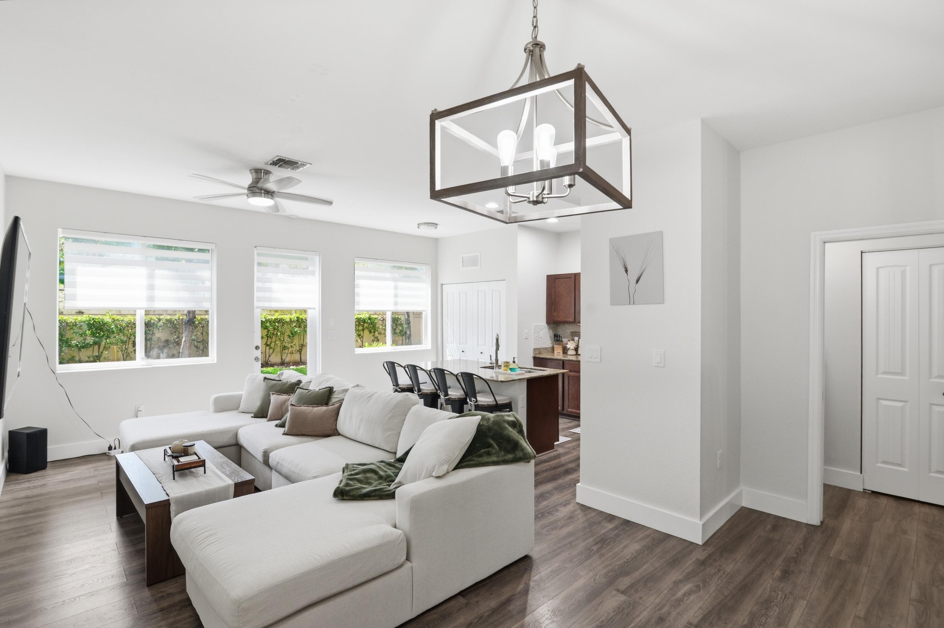 21482 NW 14th Court 21482, Miami Gardens, FL 33169 — photo 11 of 43