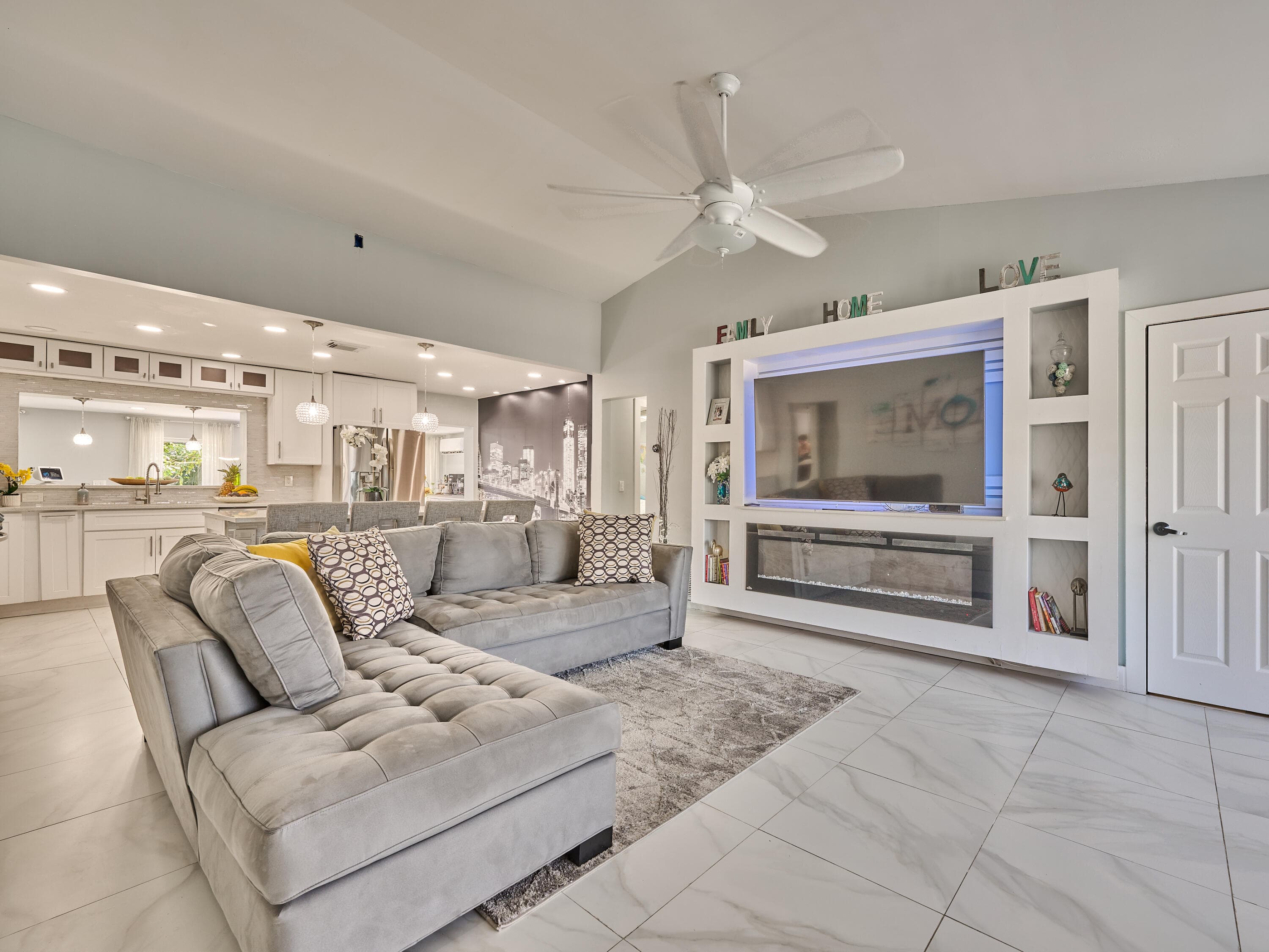 9020 SW 8th Street, Boca Raton, FL 33433 — photo 15 of 74