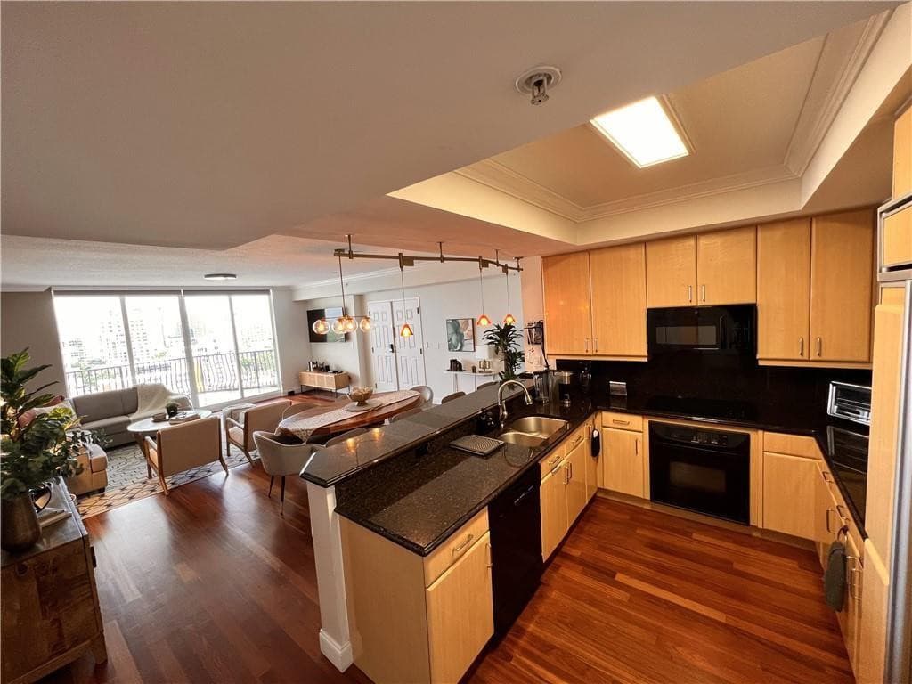 100 S Birch Road 1403f, Fort Lauderdale, FL 33316 — photo 15 of 31